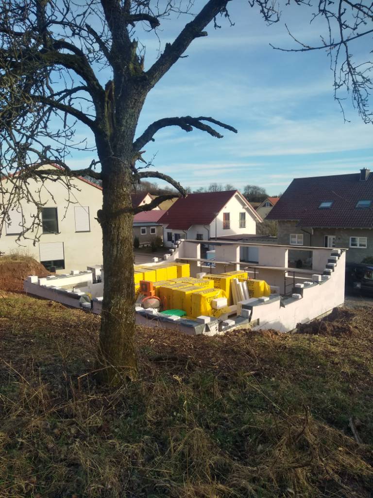 rohbau-fundament-baustelle-hausbau.jpg
