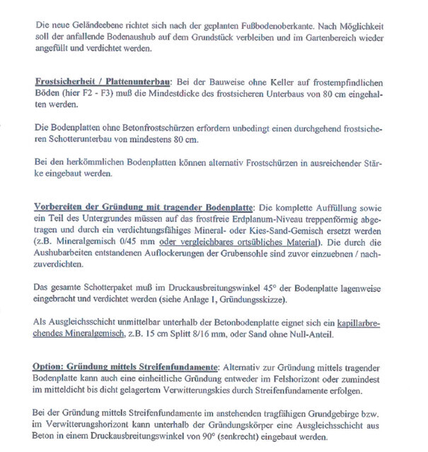 Bodenplatte und Fundamenttextseite mit Frostschutzhinweisen und Gründungsbeschreibungen