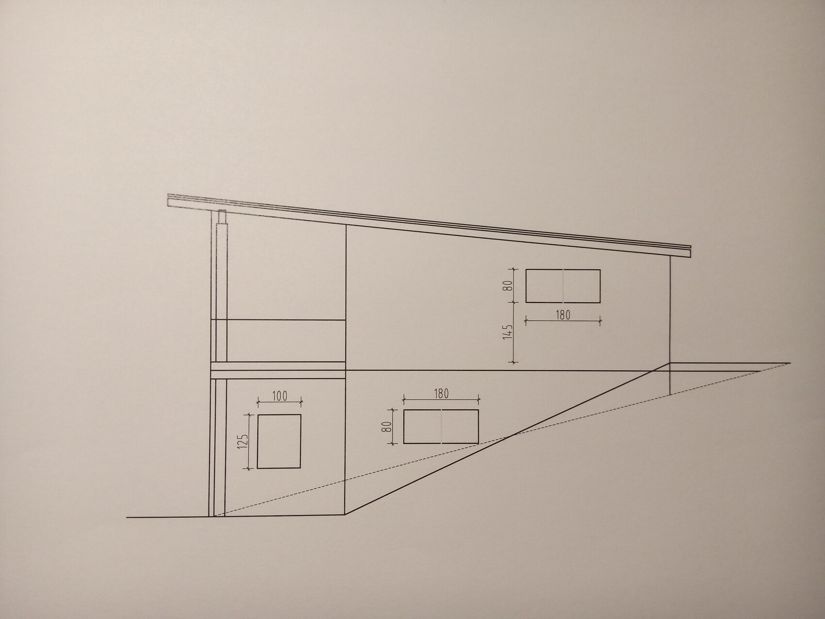 Schnittzeichnung eines Hauses mit Fundament, Bodenlinie und Fenstern
