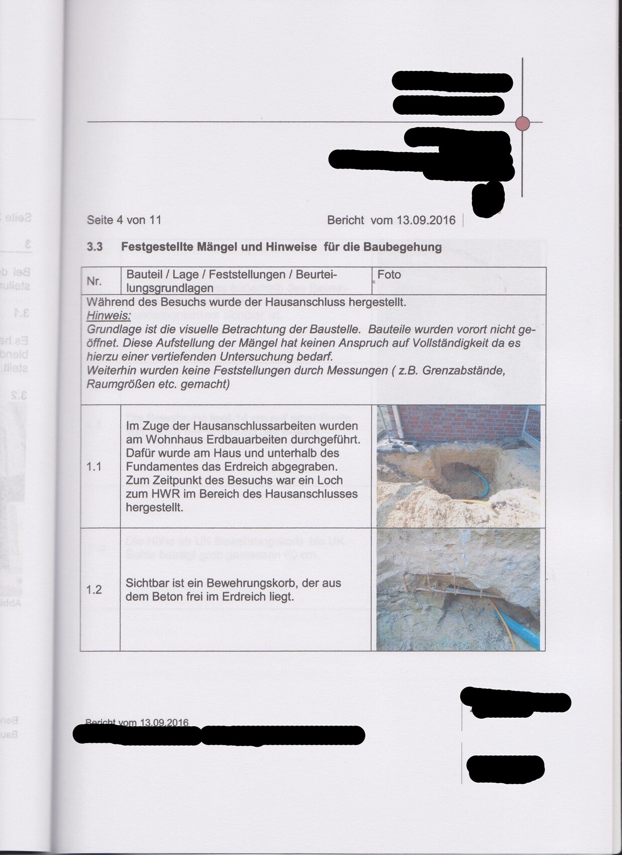 Bauberichtseite zeigt Erdarbeiten, Fundamentgraben und Bewehrung im Boden