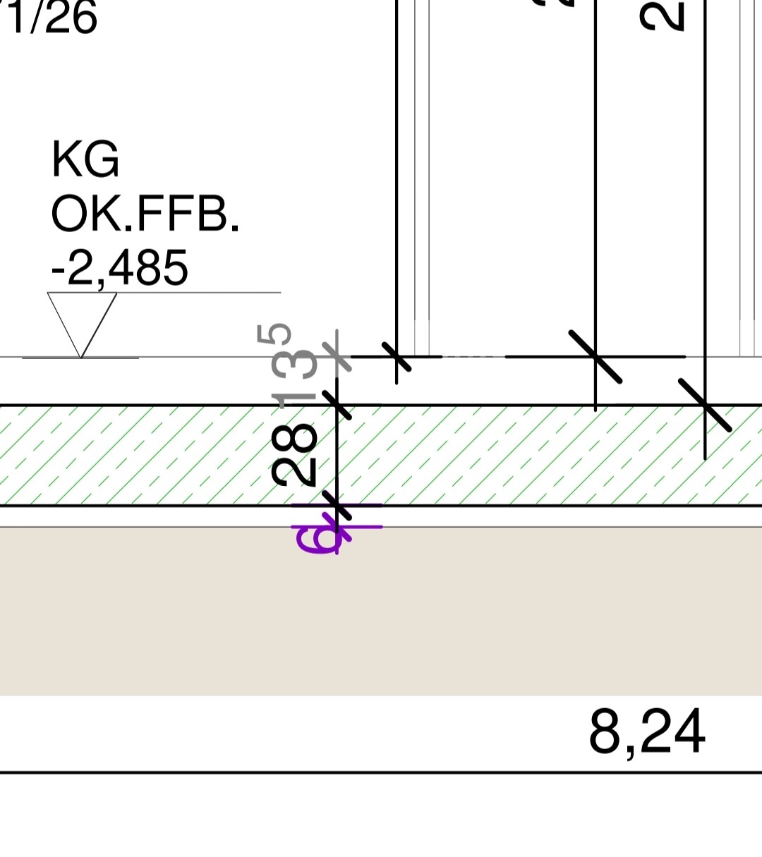 Grundriss Kellergeschoss mit Fundamenten, Maßen und Beschriftungen im Bauplan