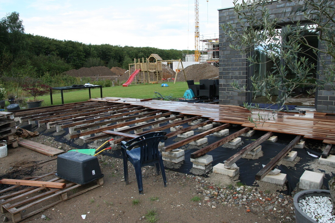 rohbau-und-fundament-terrassenkonstruktion-bauarbeiten.jpg