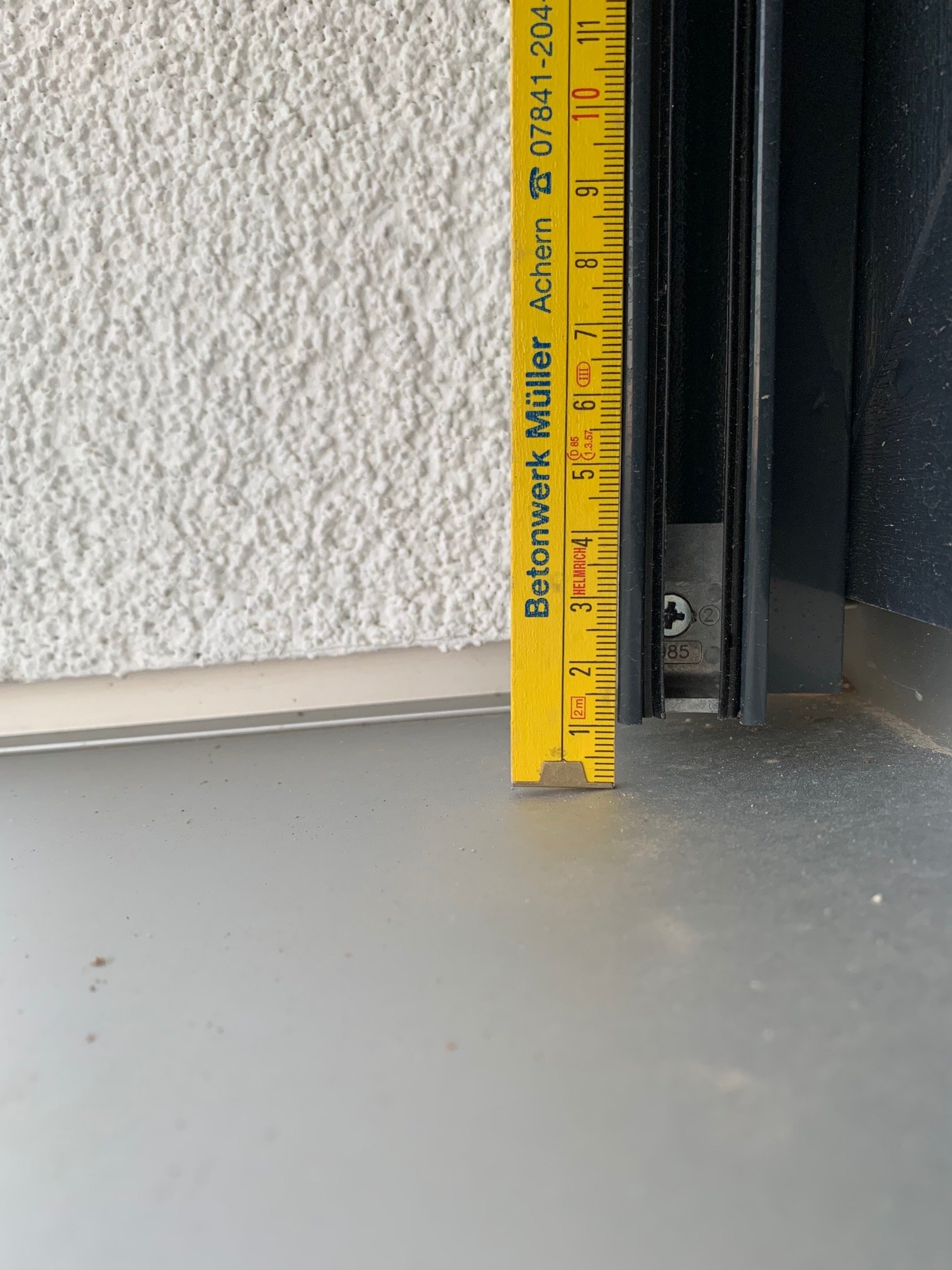 rolllaeden-oder-jalousien-im-eg-414947-1.jpg