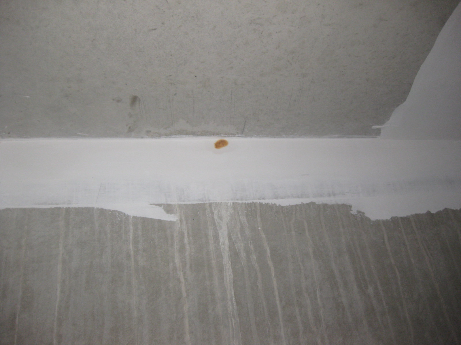 roststellen-beton-decke-zu-wand-neubau-219985-1.JPG