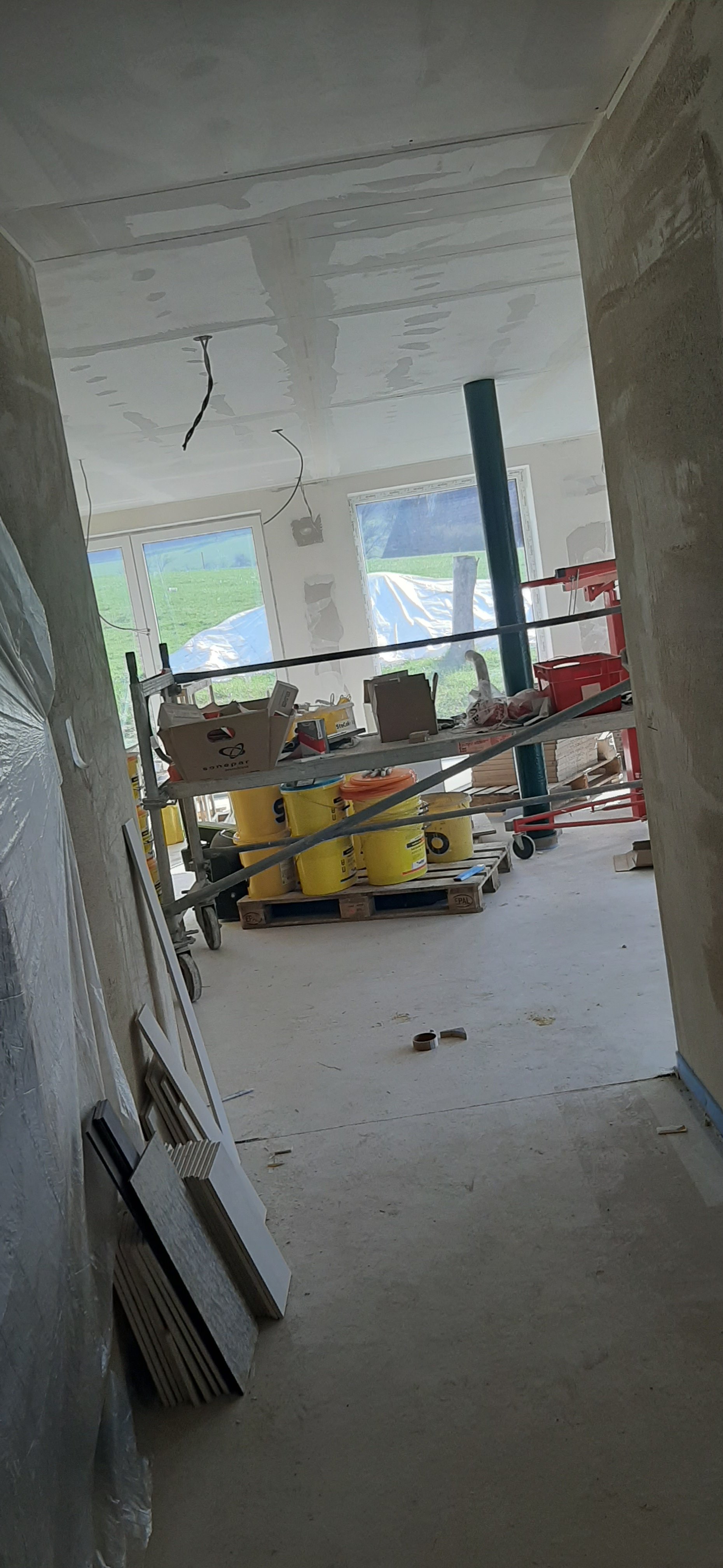 saeulenverkleidung-wohn-esszimmer-393928-2.jpg