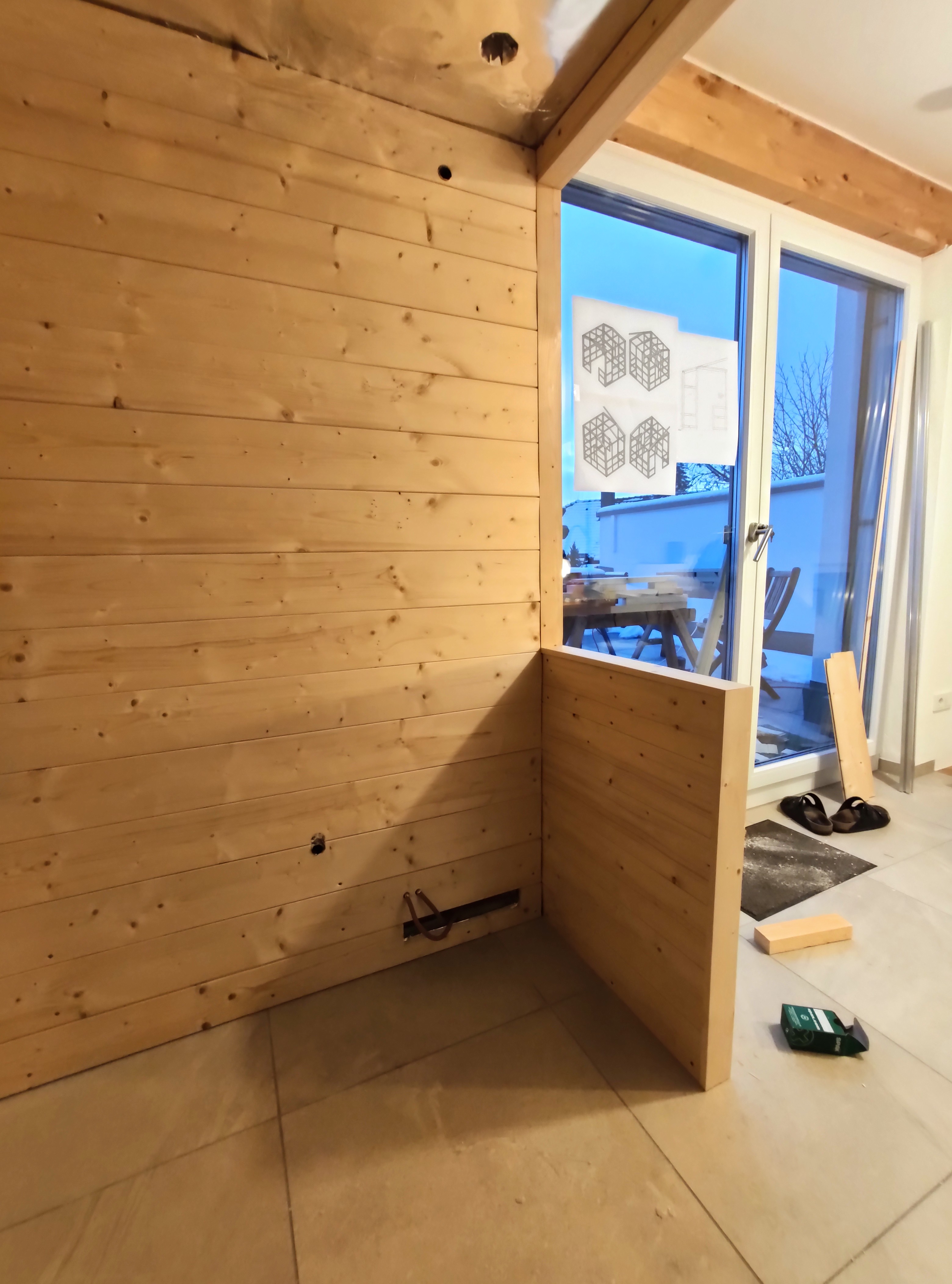 sauna-selbst-bauen-mit-dachschraege-anregungenhinweiseplanungen-461641-1.jpg