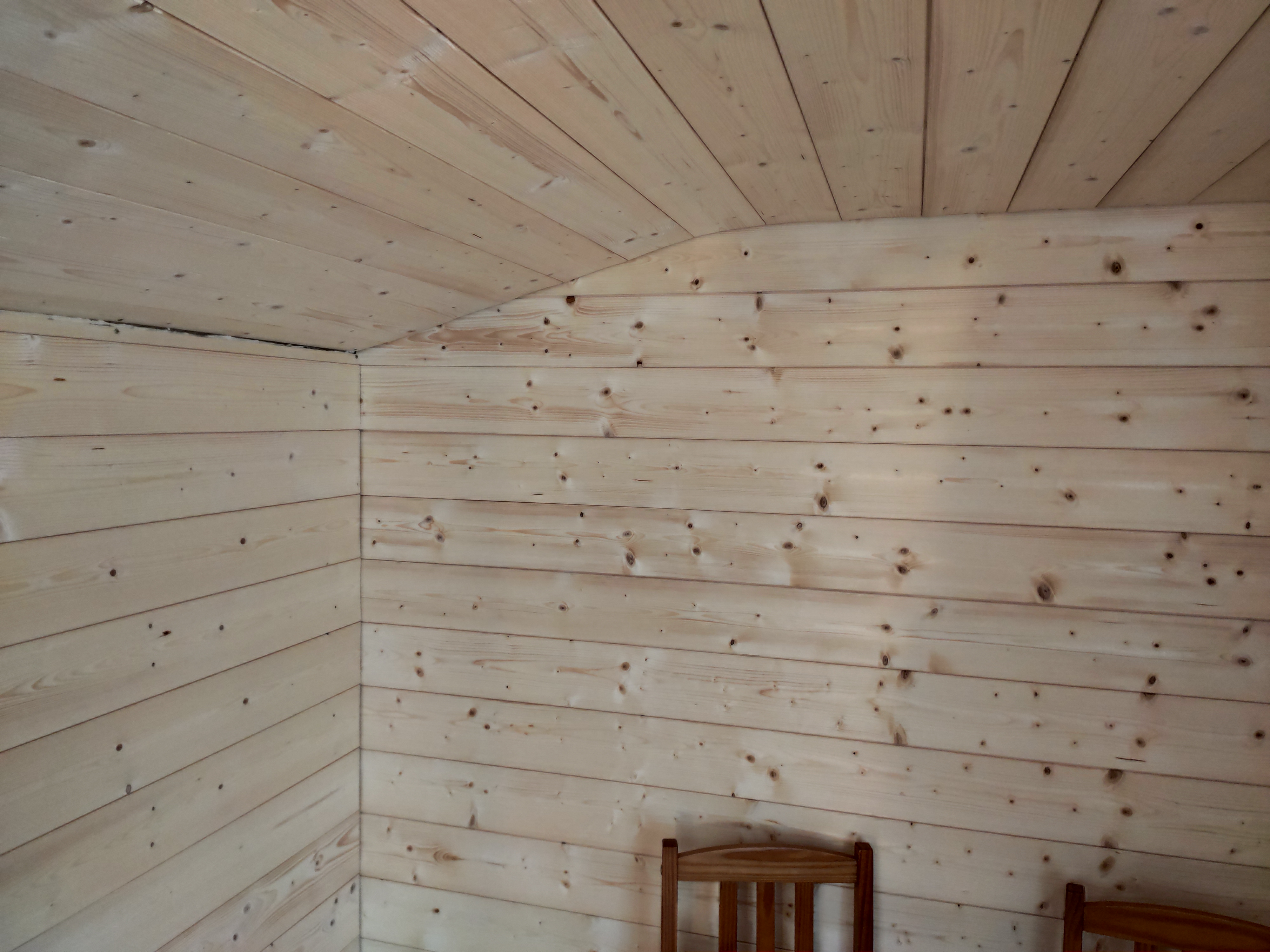 sauna-selbst-bauen-mit-dachschraege-anregungenhinweiseplanungen-462163-4.jpg