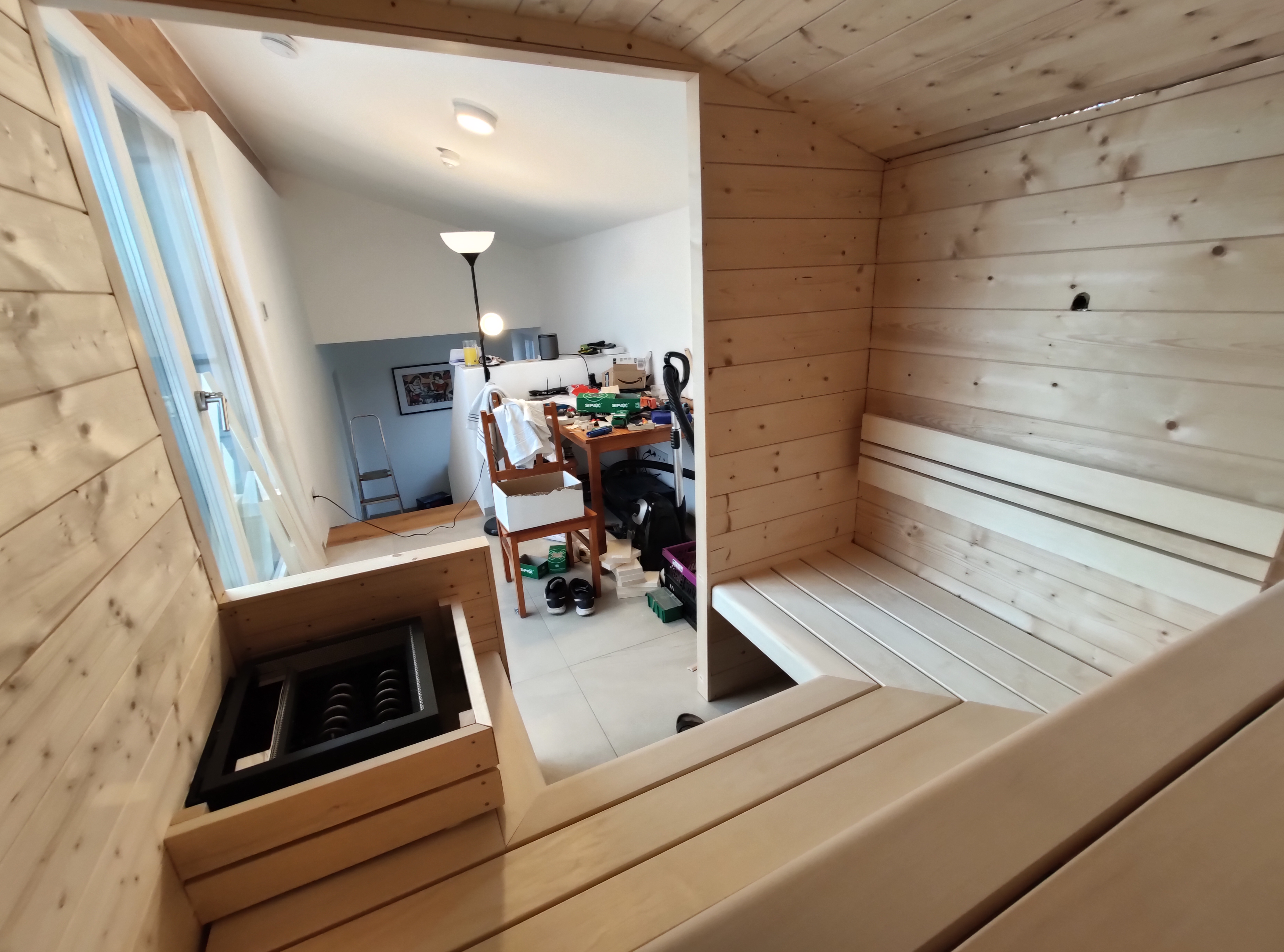 sauna-selbst-bauen-mit-dachschraege-anregungenhinweiseplanungen-471896-3.jpg