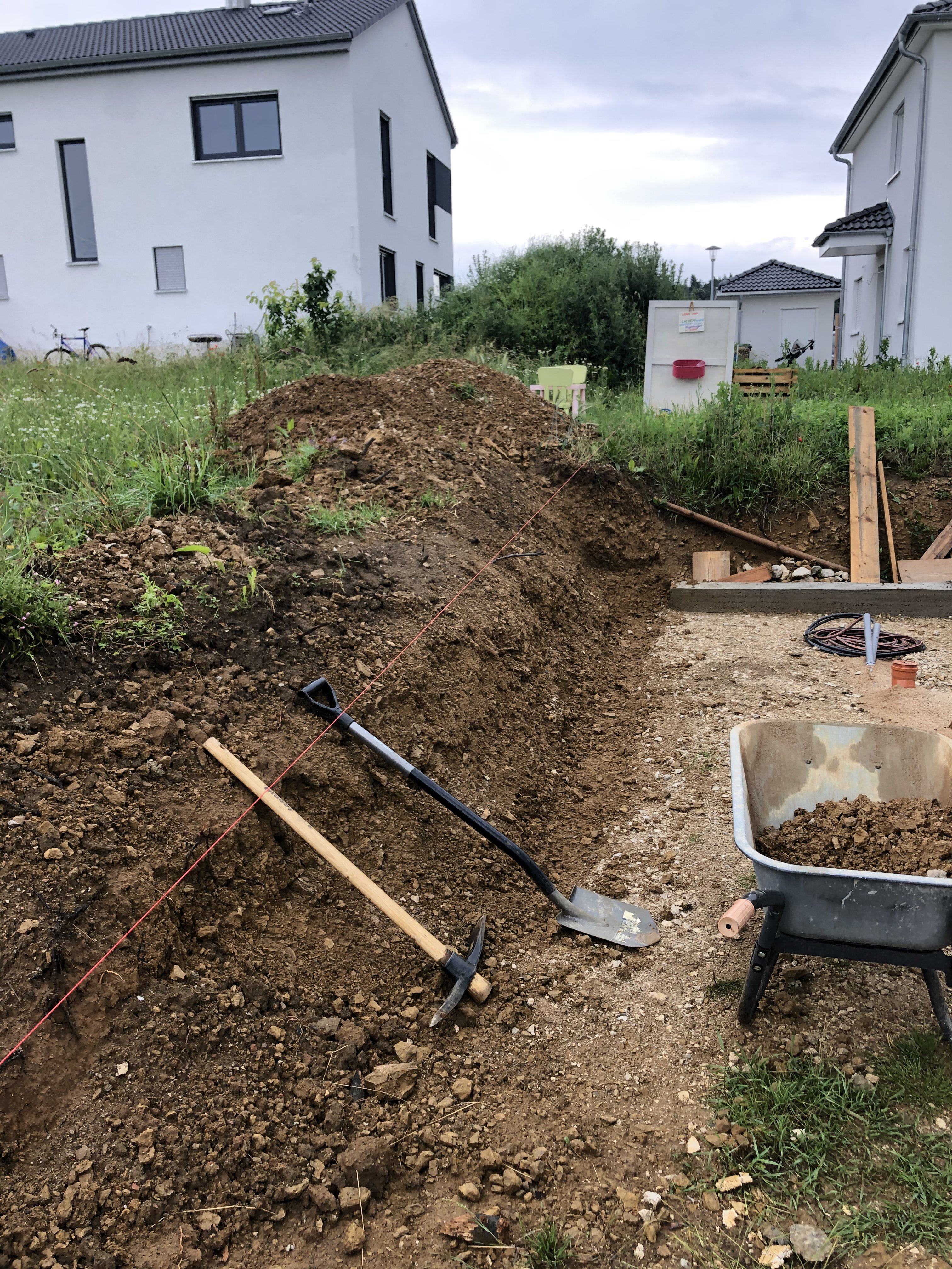 schalungsmauer-mit-oder-ohne-fundament-412199-1.jpeg