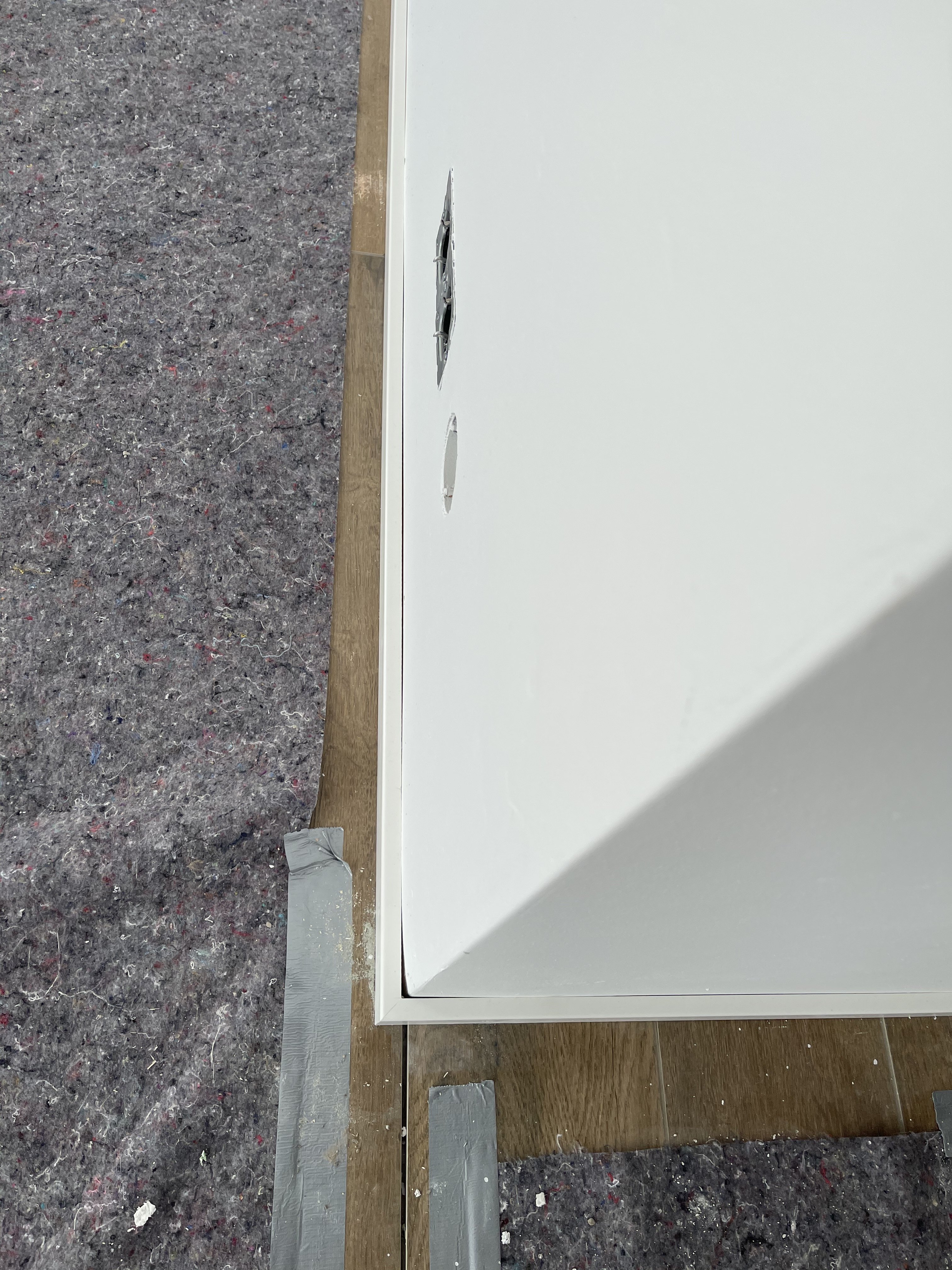 schiefe-waende-abstand-sockelleisten-492840-2.jpg