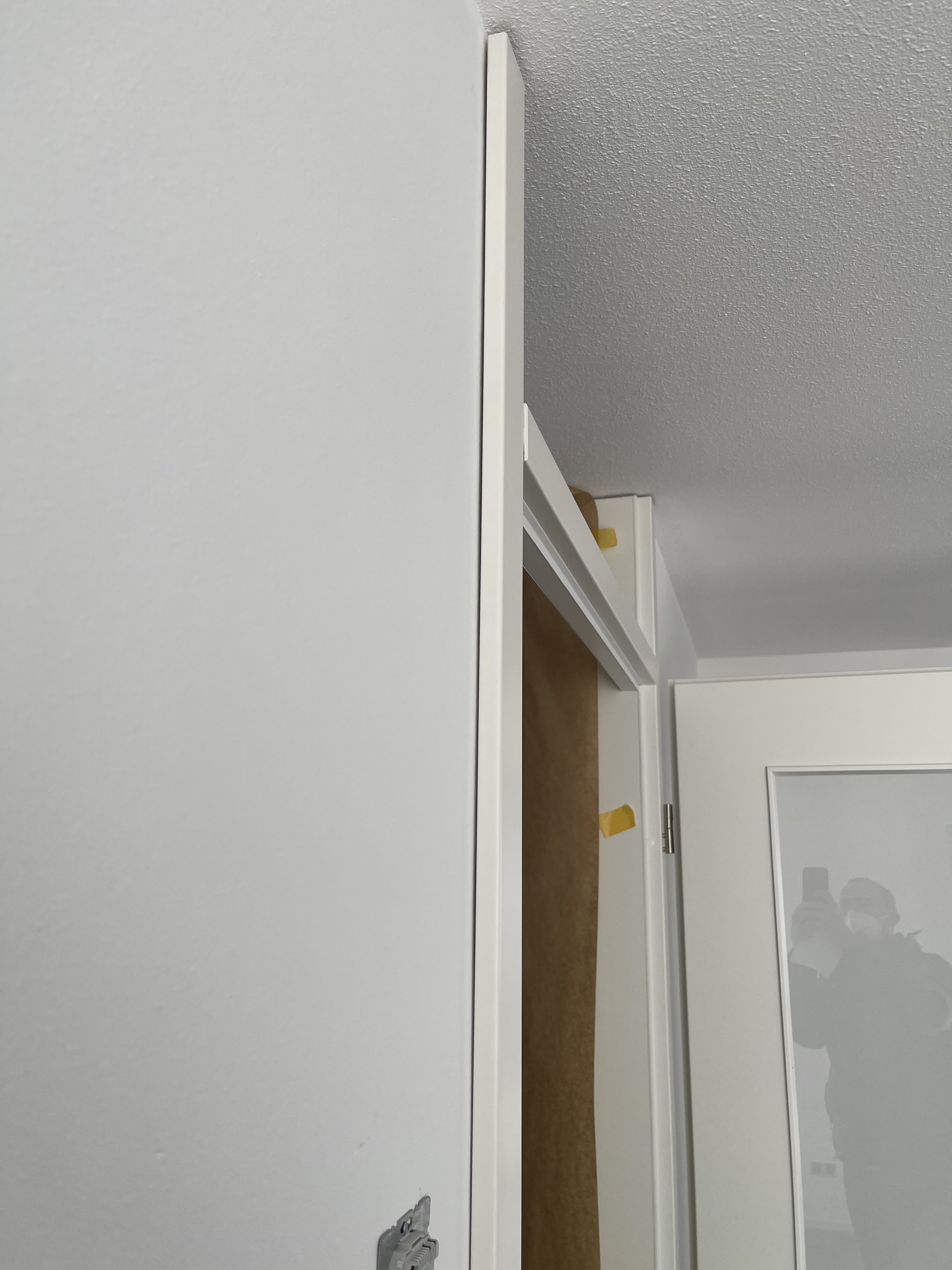schiefe-waende-abstand-sockelleisten-492932-1.jpg