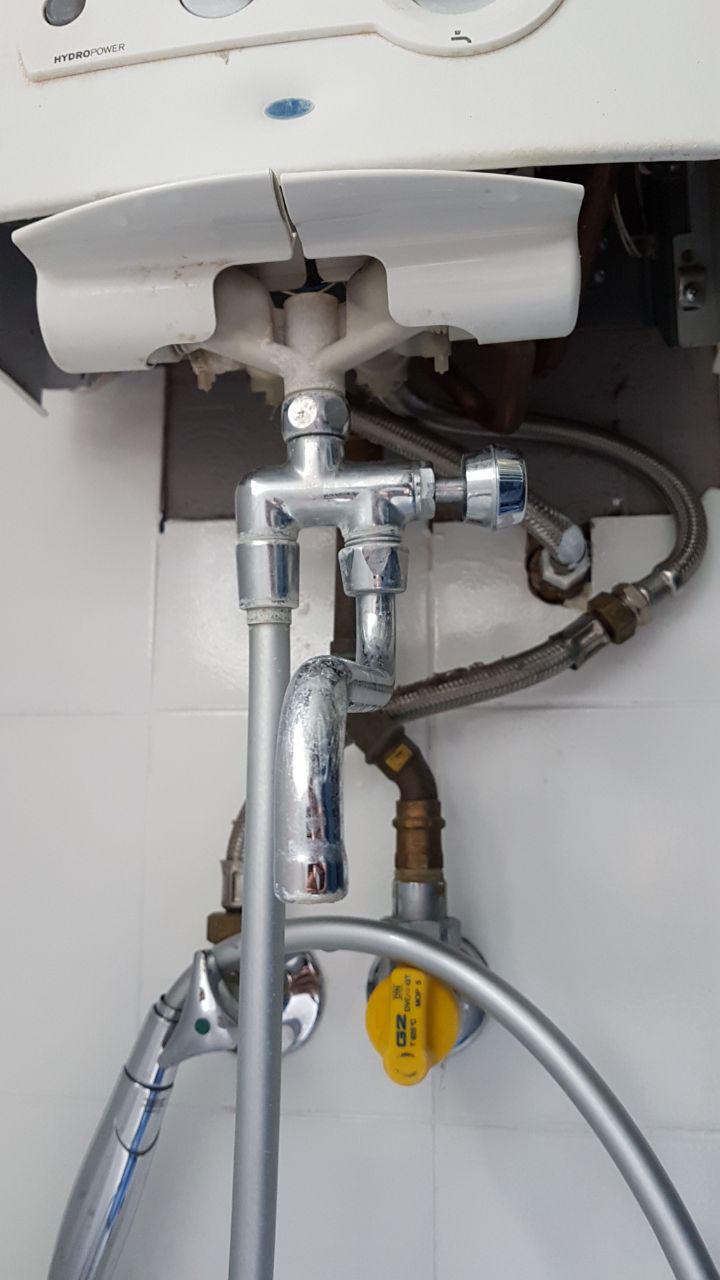 siphon-laeuft-zu-langsam-ab-armatur-fuer-alten-durchlauferhitzer-211647-1.jpg