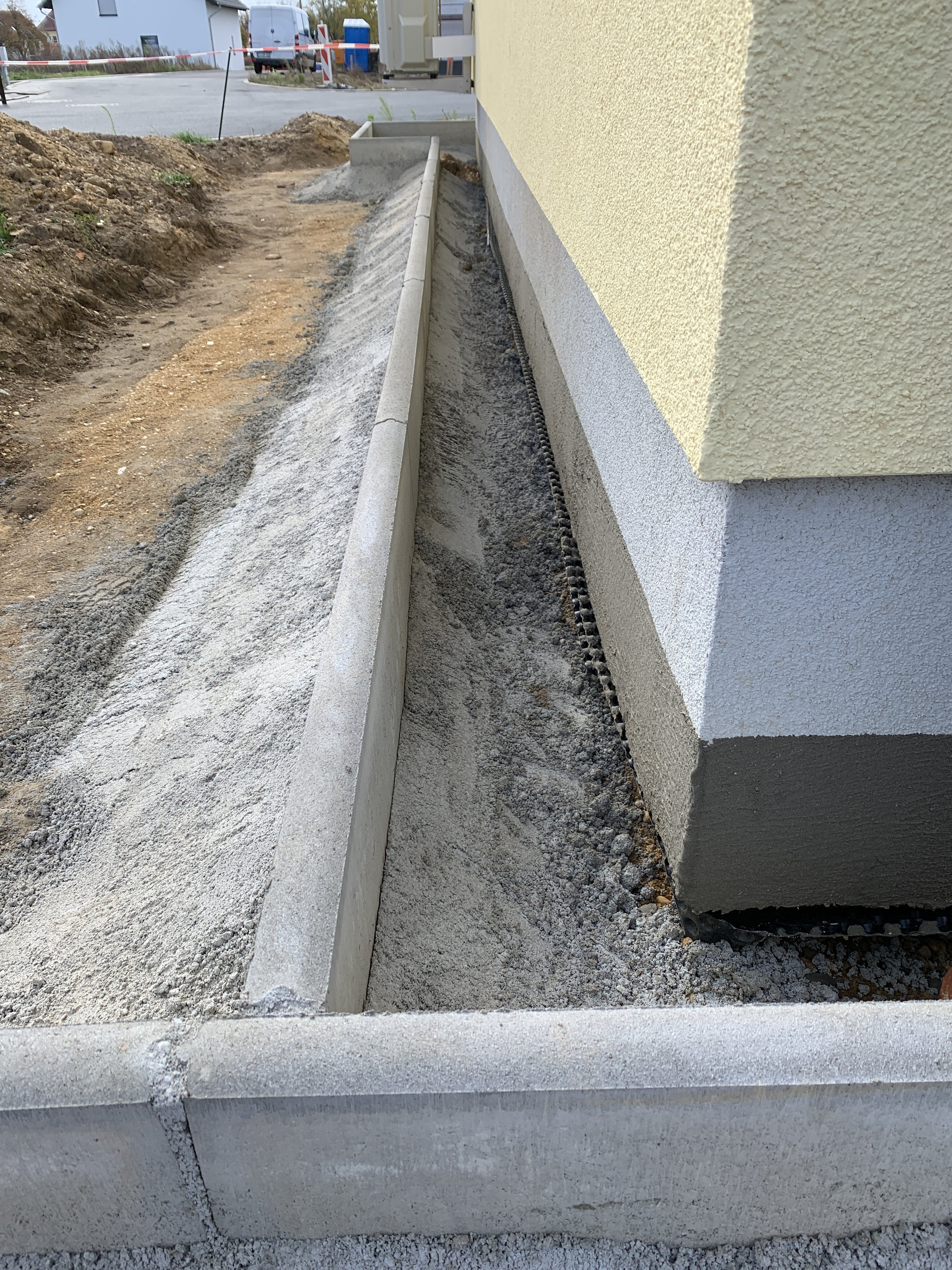 spritzschutz-ums-haus-tipps-444244-1.JPG