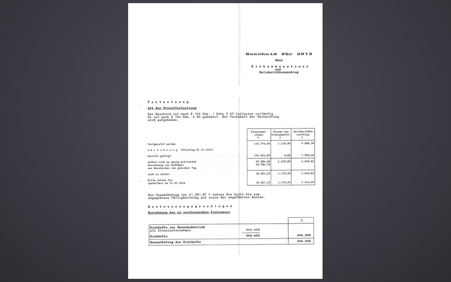 Scan eines Steuerbescheids mit Text und Tabellen zur Einkommensteuer 2013
