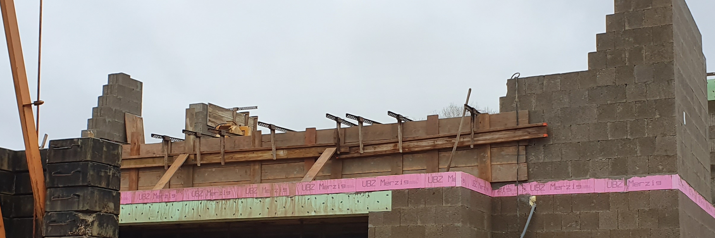 sturz-ueber-garage-fehlender-beton-problem-oder-alles-ok-361820-2.jpg