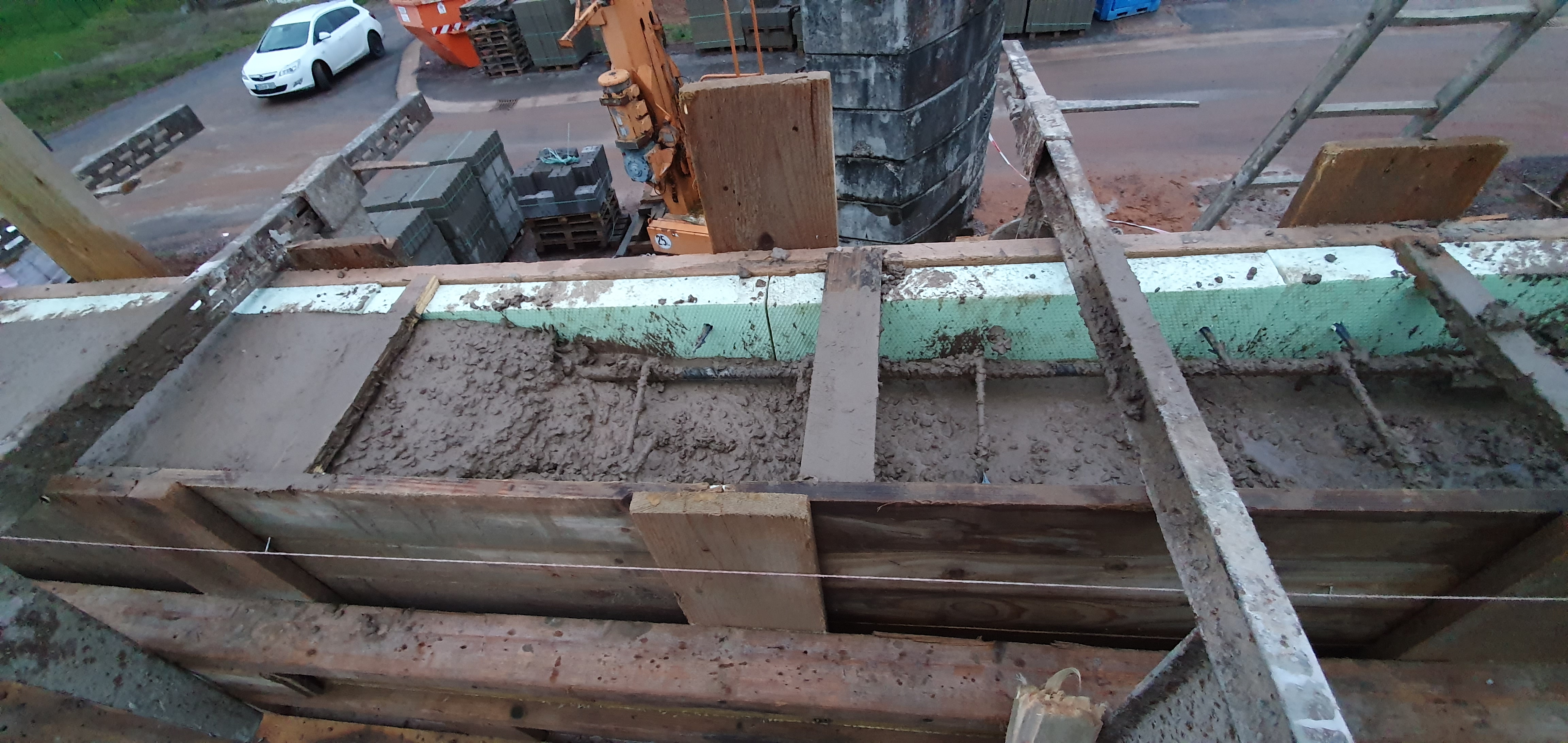 sturz-ueber-garage-fehlender-beton-problem-oder-alles-ok-361820-3.jpg