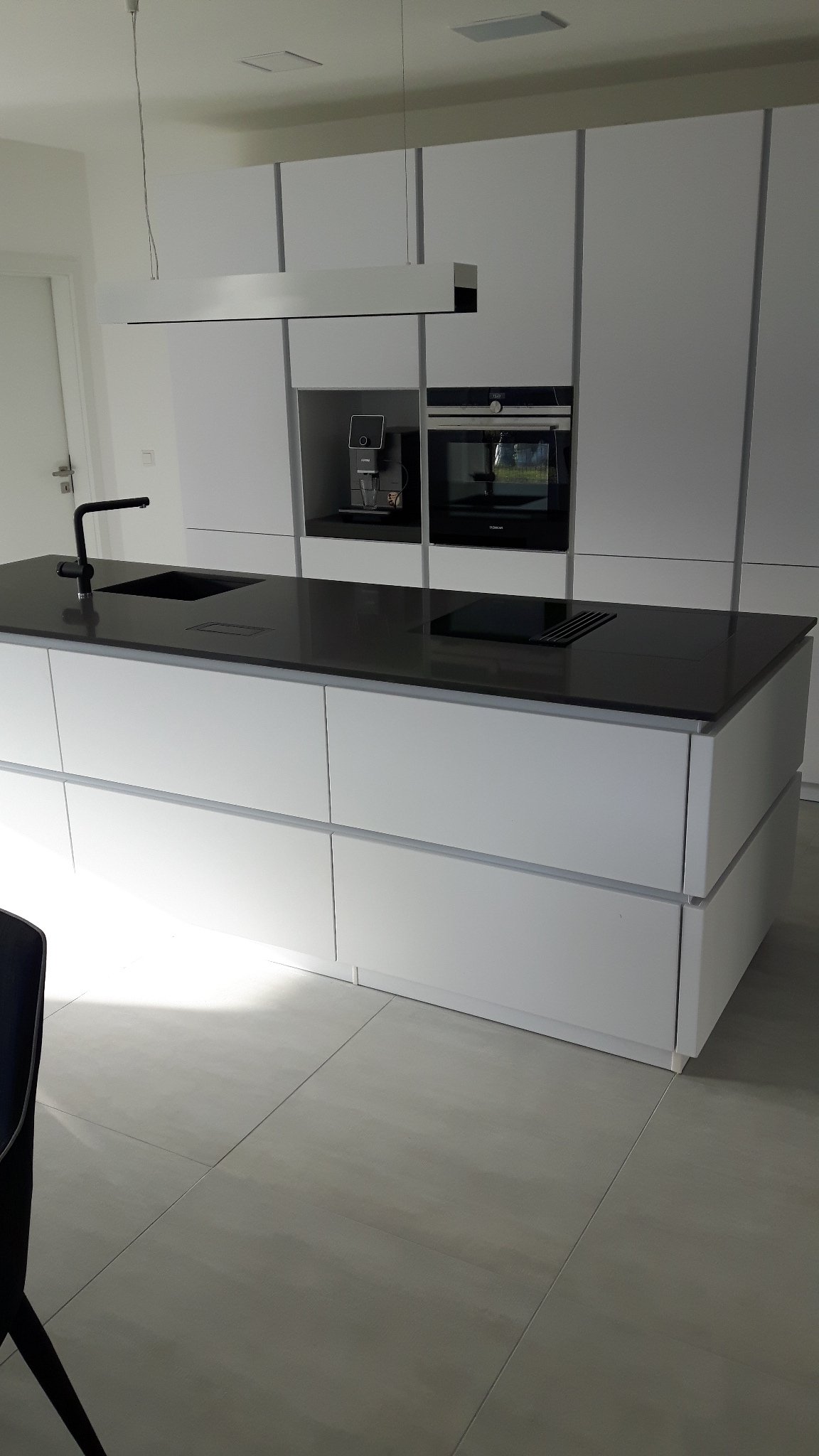 suche-nach-loesung-dunstabzugshaube-572861-1.jpg