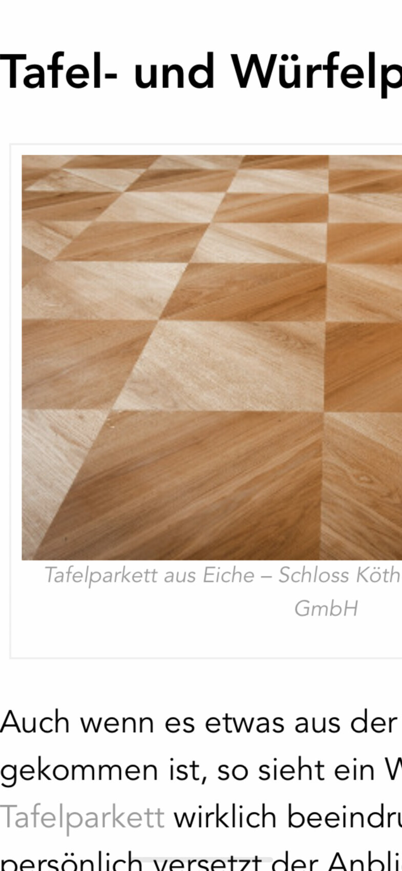 Tafelparkett aus Eiche mit Würfelmuster in warmen Holztönen.