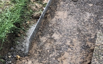 terrassenplanung-mit-umlaufendem-weg-und-leichtem-gefaelle-605625-2.png