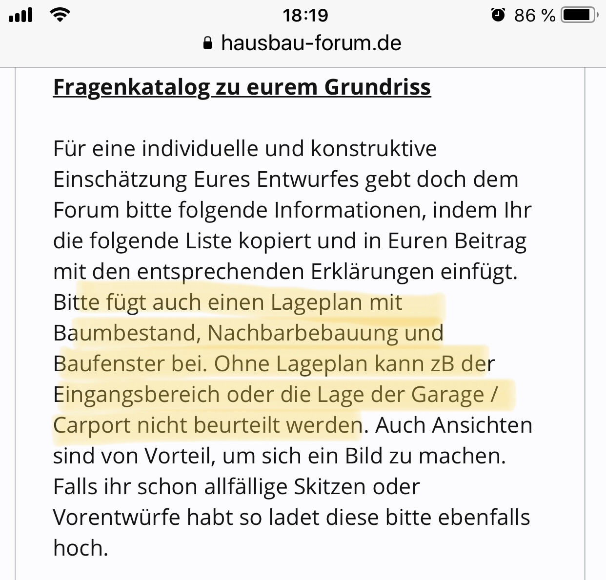 Webseite hausbau-forum.de mit Überschrift Fragenkatalog zu eurem Grundriss und gelb markiertem Text.