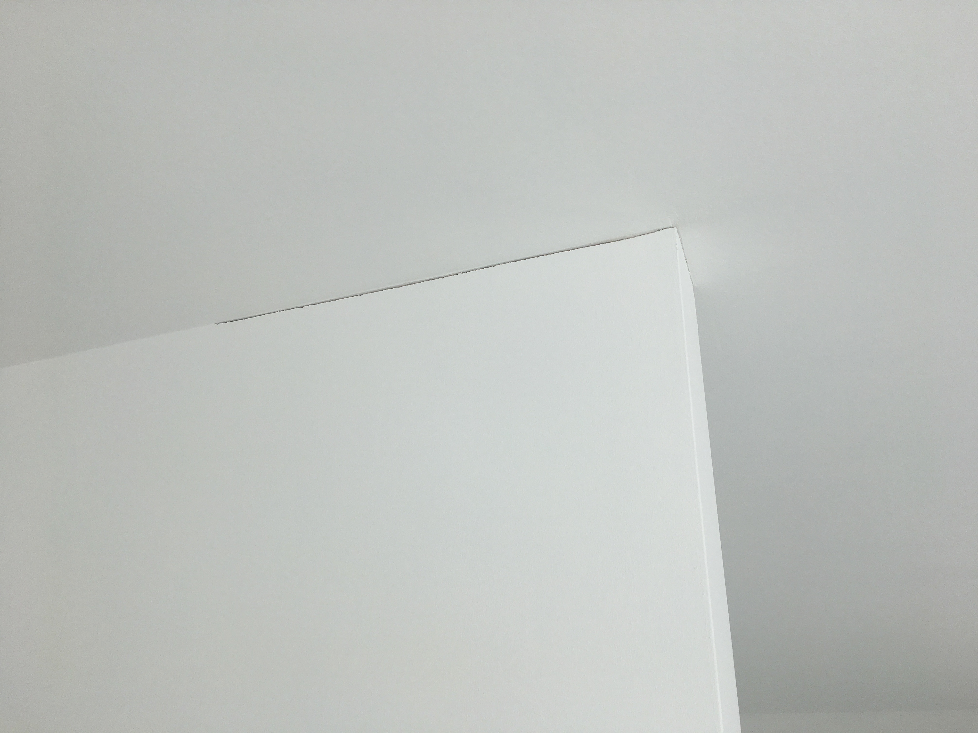 toleranz-tuerzarge-und-spalt-zwischen-wand-und-decke-347270-2.jpeg