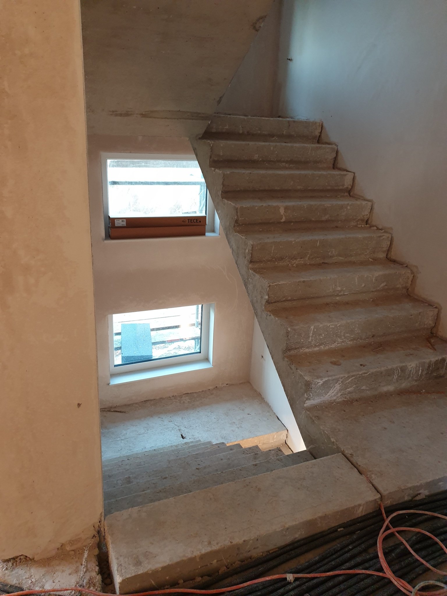 treppengelaender-mit-trockenbau-365446-1.jpg