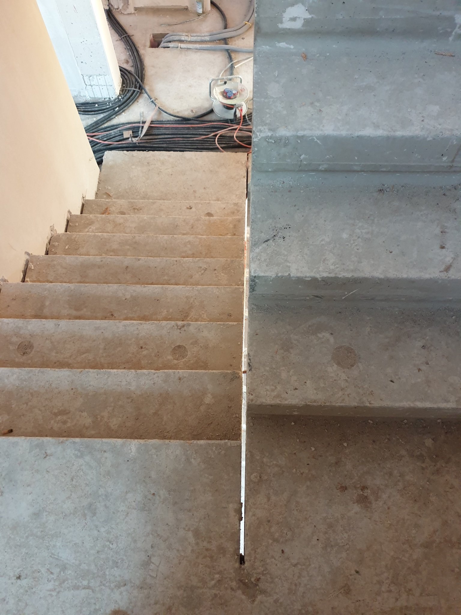 treppengelaender-mit-trockenbau-365446-2.jpg