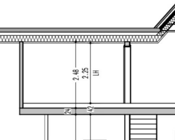 Schnitt durch Gebäude mit Treppe, Deckenbalken und Stützen – technische Zeichnung