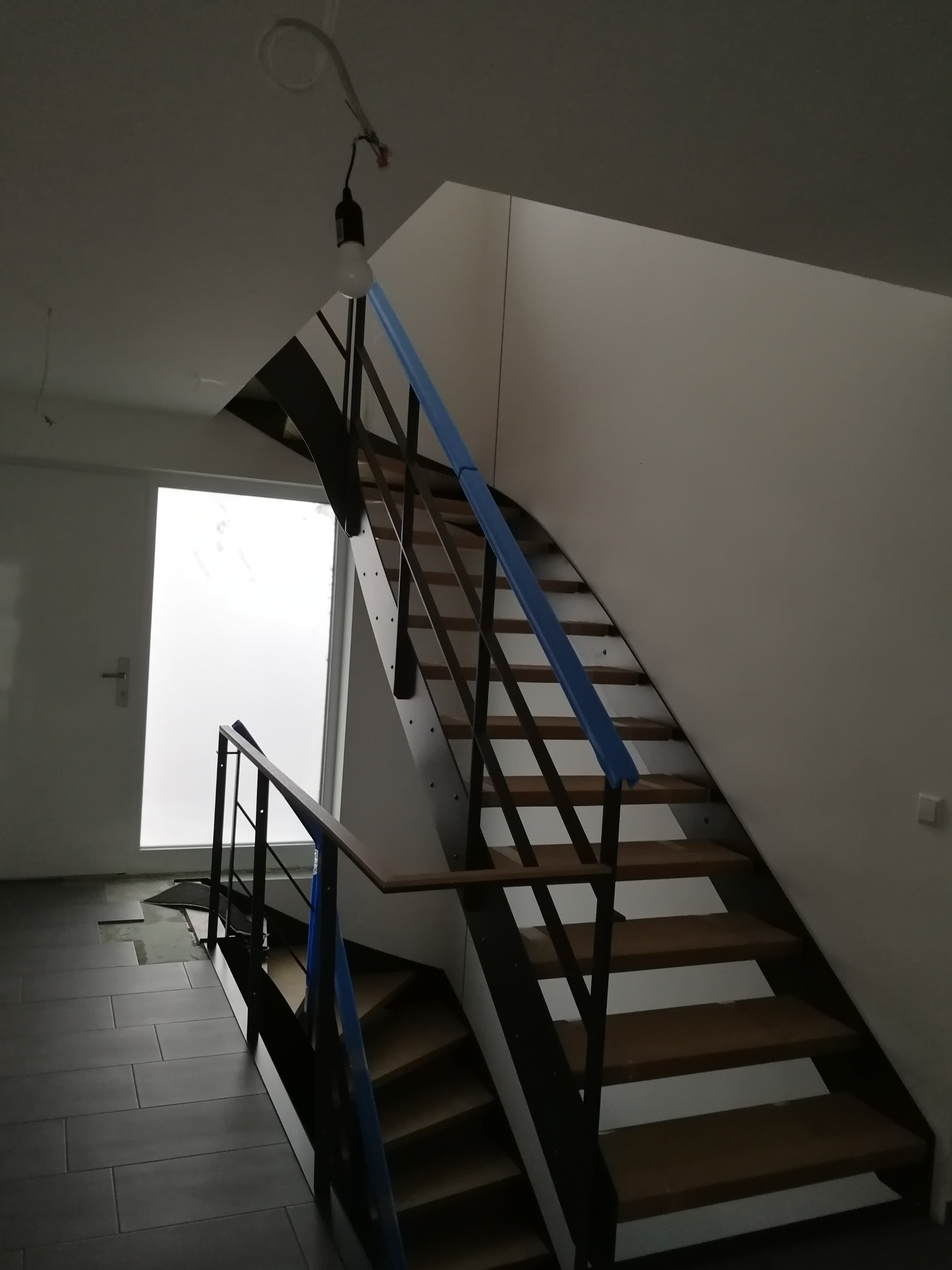 treppenschutzgelaender-treppensicherung-kind-614076-2.jpg