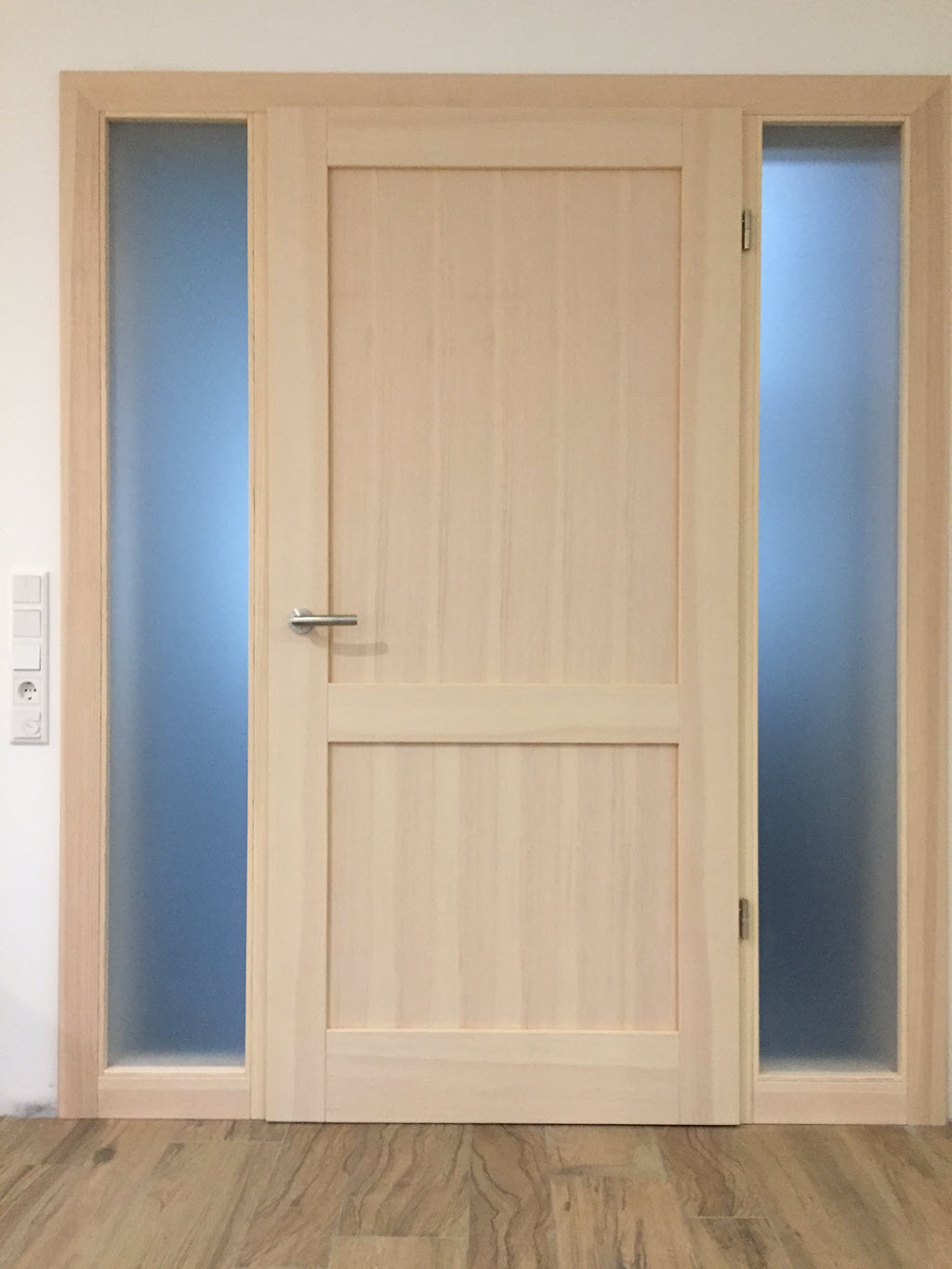 tuer-zum-wohnzimmer-132106-1.JPG