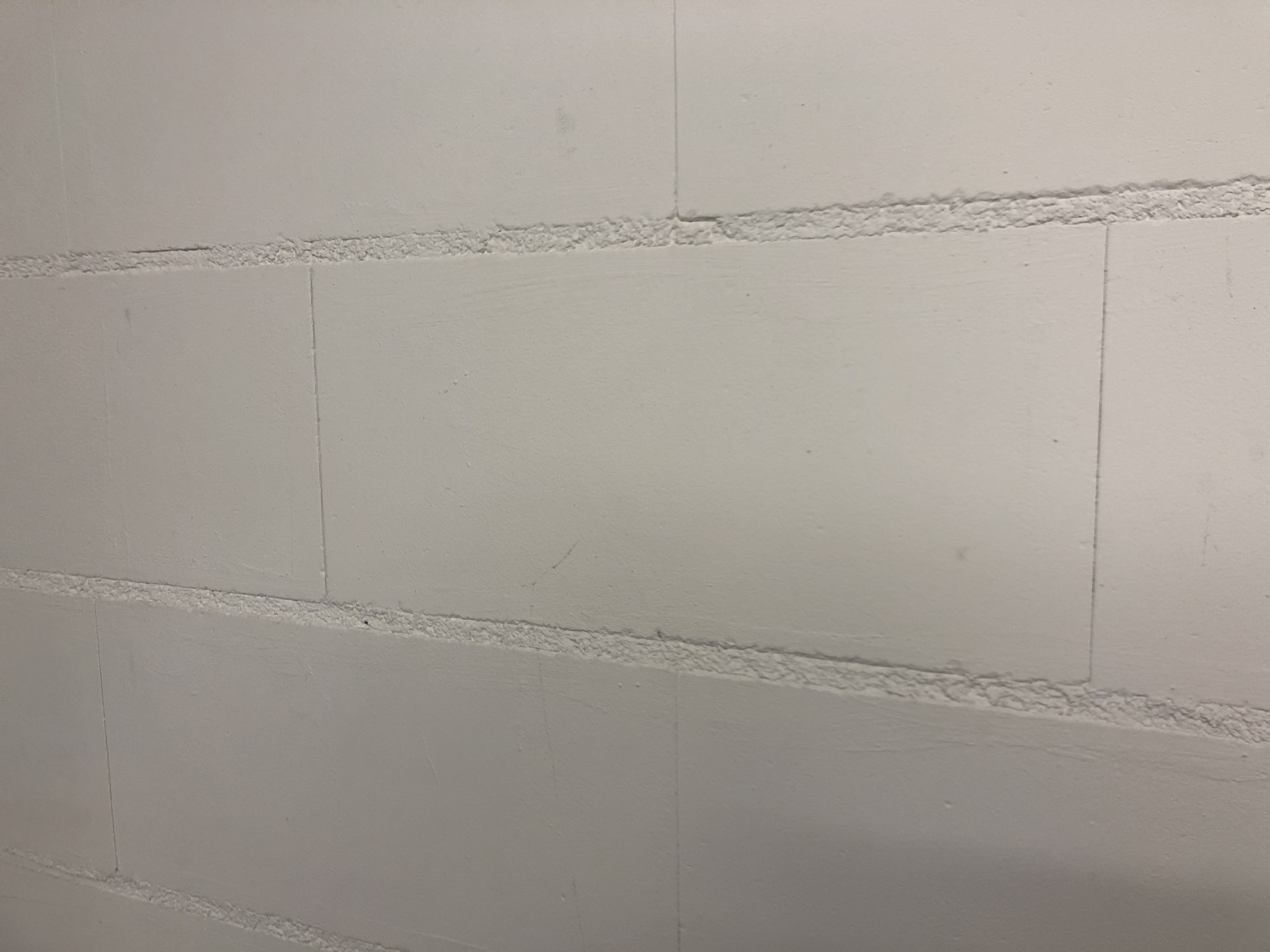 tv-wandhalterung-bei-ziegelwand-stabil-547139-1.jpeg
