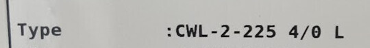 Nahaufnahme eines Etiketts mit Typ CWL-2-225 4/0 L