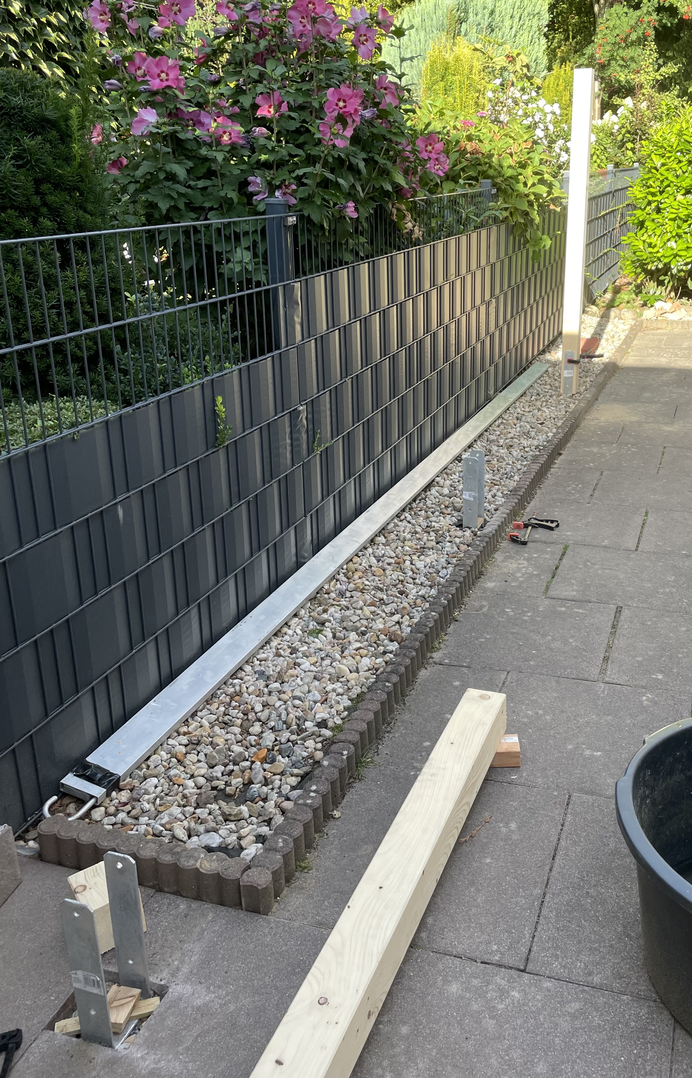 uebedachung-fuer-kellereingang-erneuern-593229-2.jpeg