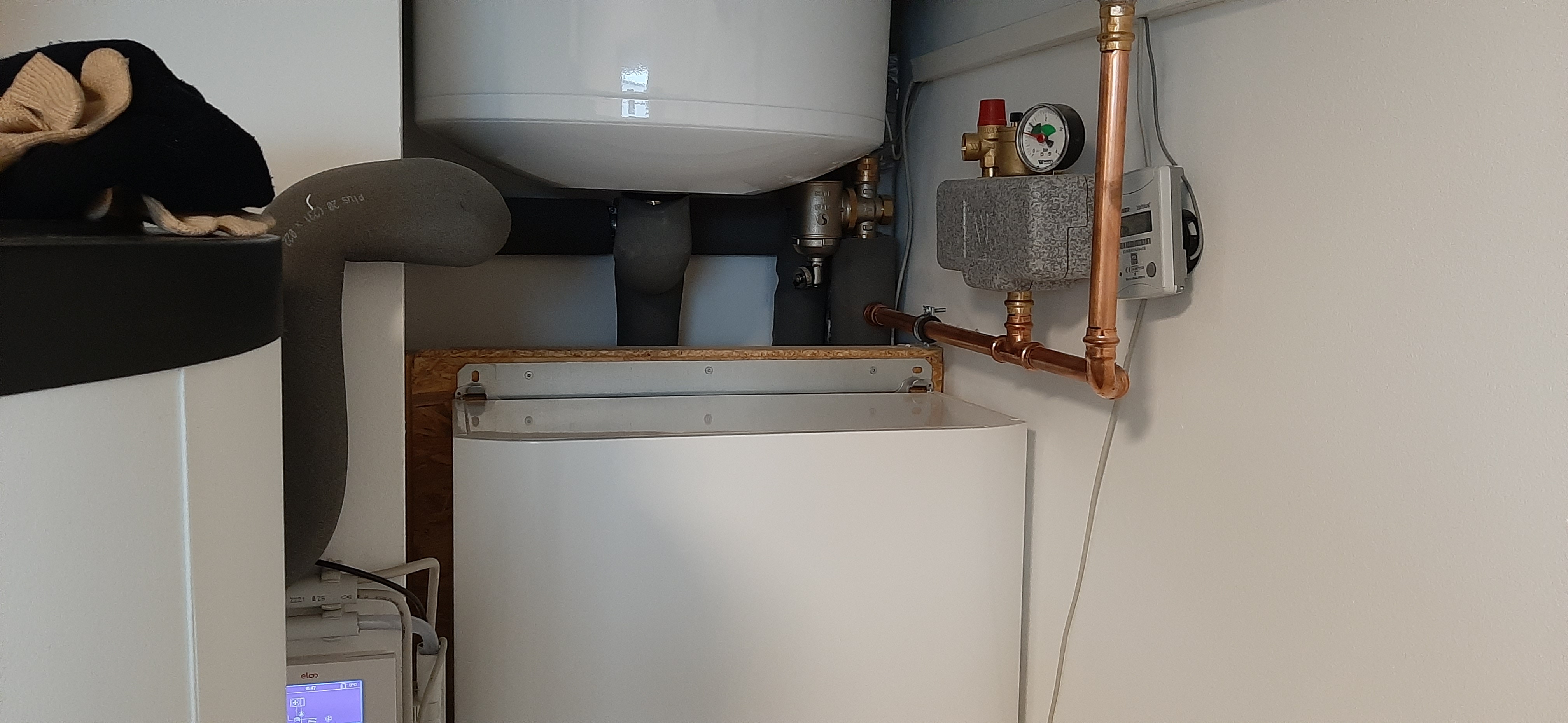 ueberdruck-auf-warmwasserleitung-476429-1.jpg