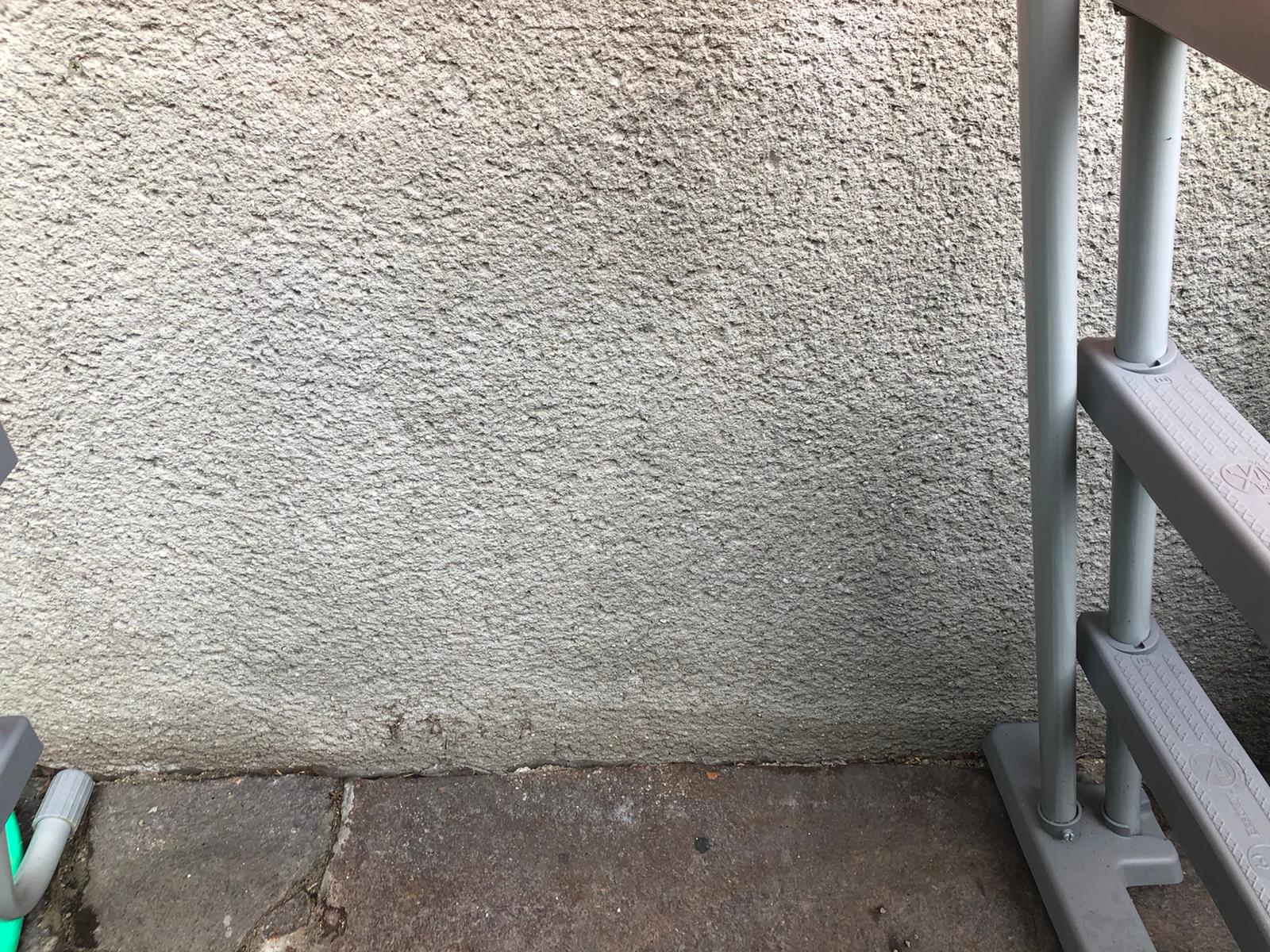 uebergang-hausmauer-zu-bodenweg-511526-3.jpeg