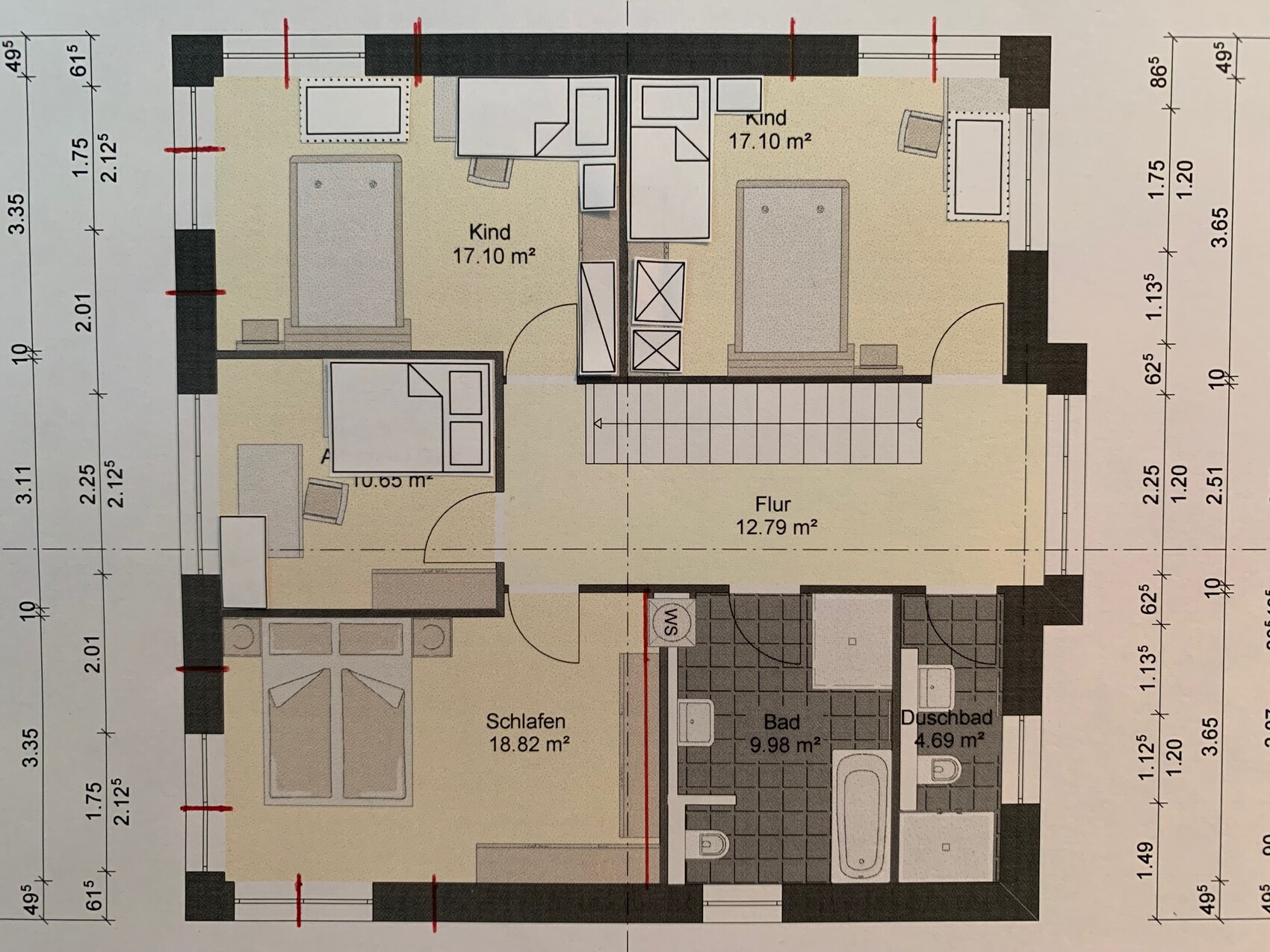 Grundriss eines Wohnhauses: zwei Kinderzimmer, Schlafzimmer, Flur, Bad und Duschbad.