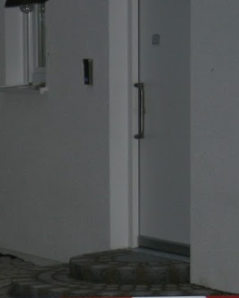 undichte-haustuer-kfw70-haus-145728-1.JPG