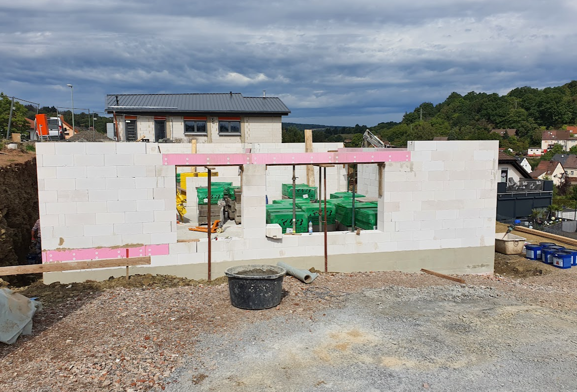 unser-hausbau-20-hanghaus-in-der-suedwestpfalz-595563-3.png