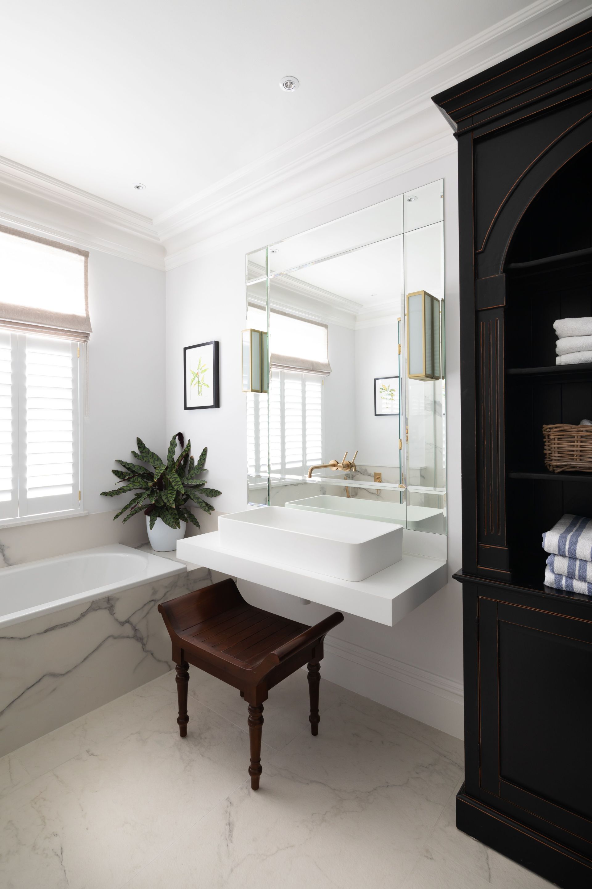 unterbauschrank-waschbecken-490303-2.jpg