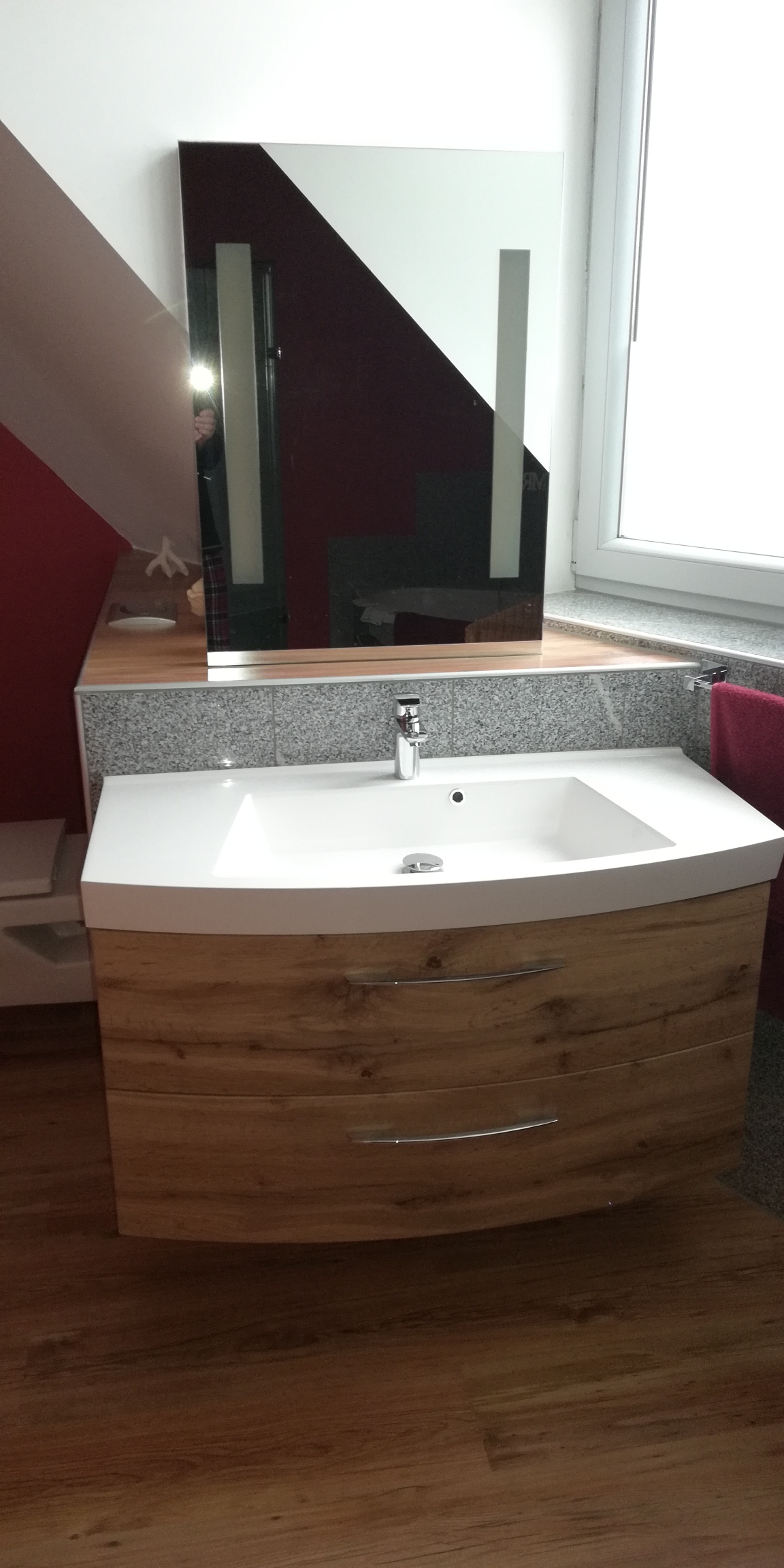 unterbauschrank-waschbecken-493352-1.jpg
