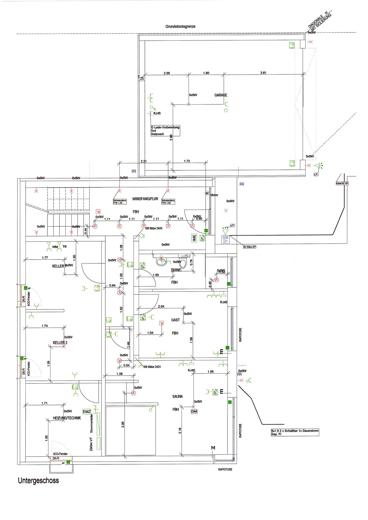 Grundriss des Untergeschosses mit Garage, Kellerräumen, Sauna und Technikbereich.