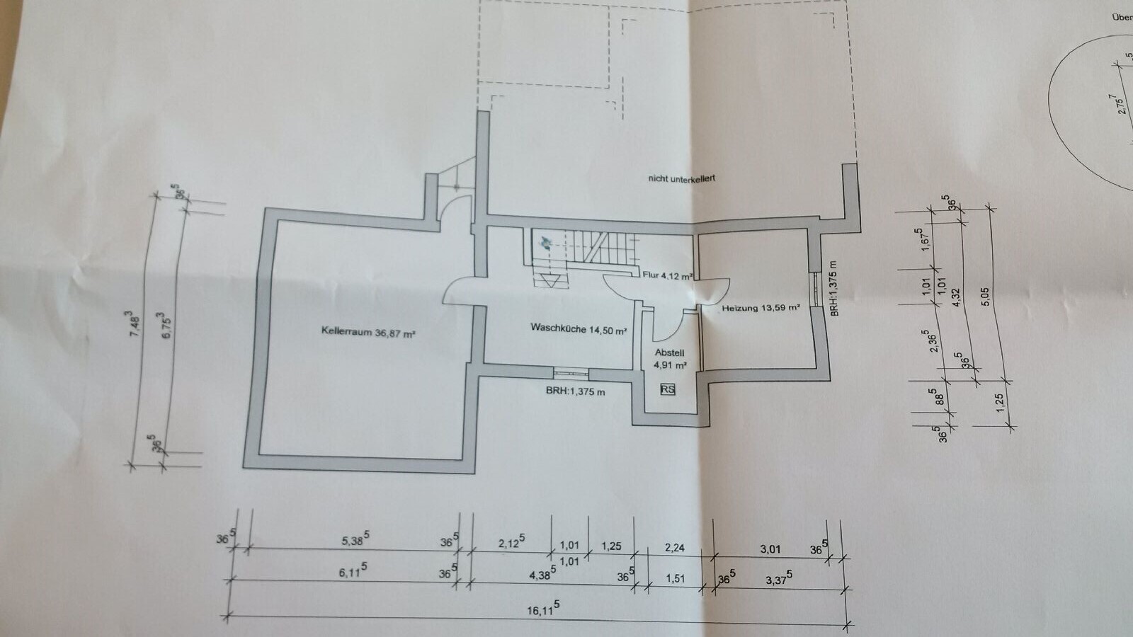 Grundriss Kellergeschoss: Kellerraum, Waschküche, Flur, Abstellraum, Heizung
