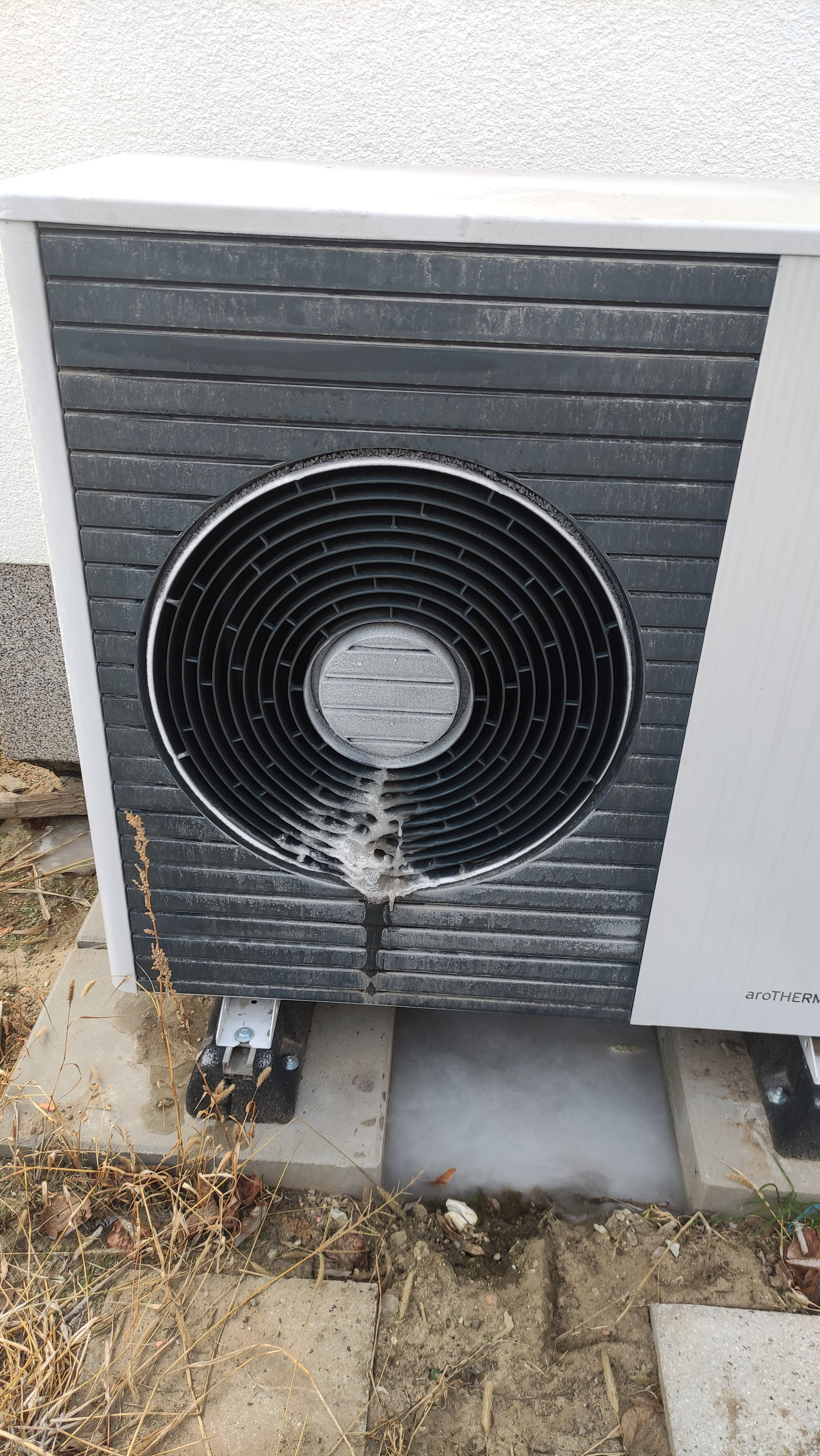 vaillant-arotherm-plus-vwl-35-55-75-609585-2.jpg