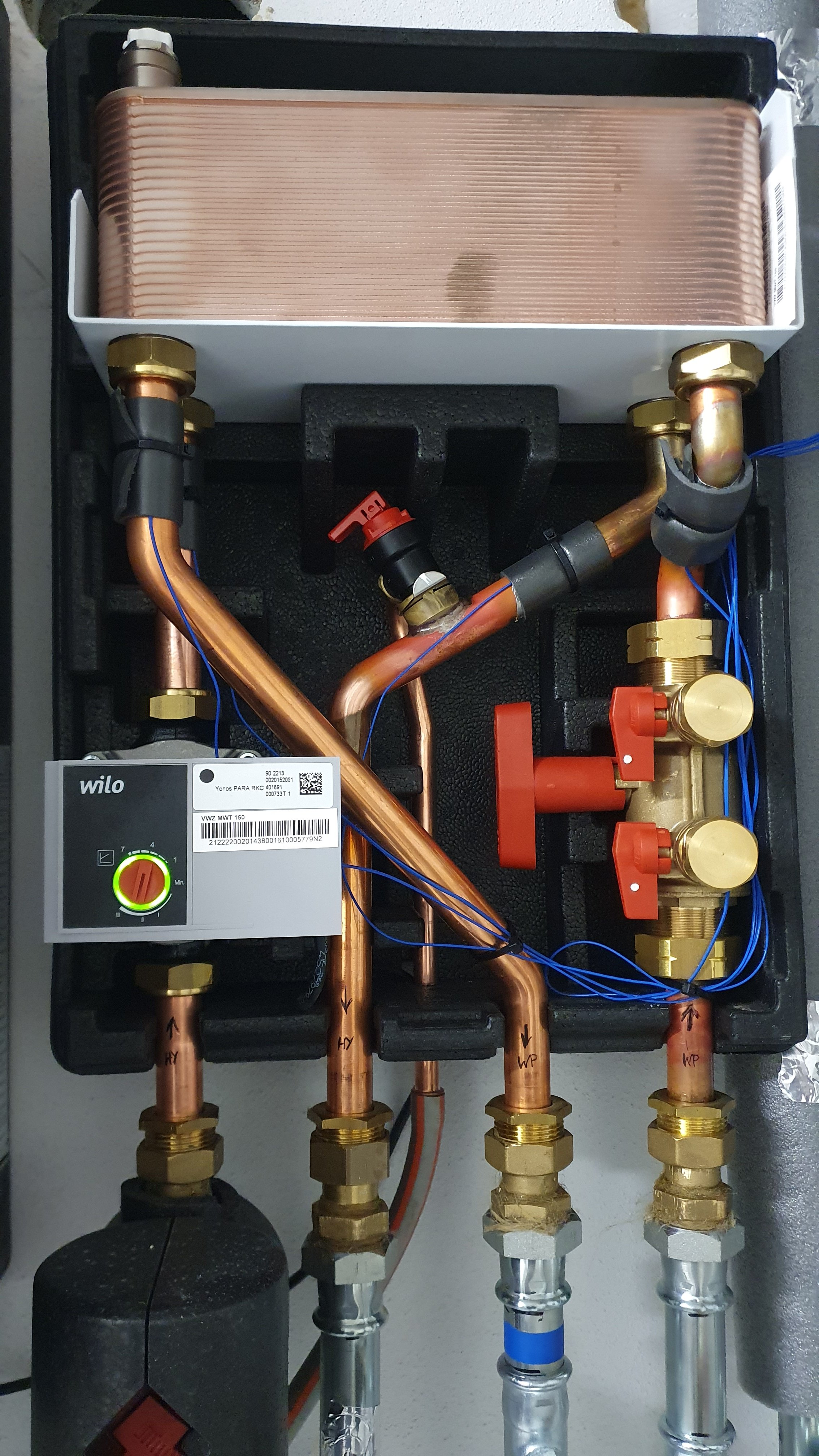 vaillant-arotherm-plus-vwl-35-55-75-610825-1.jpg