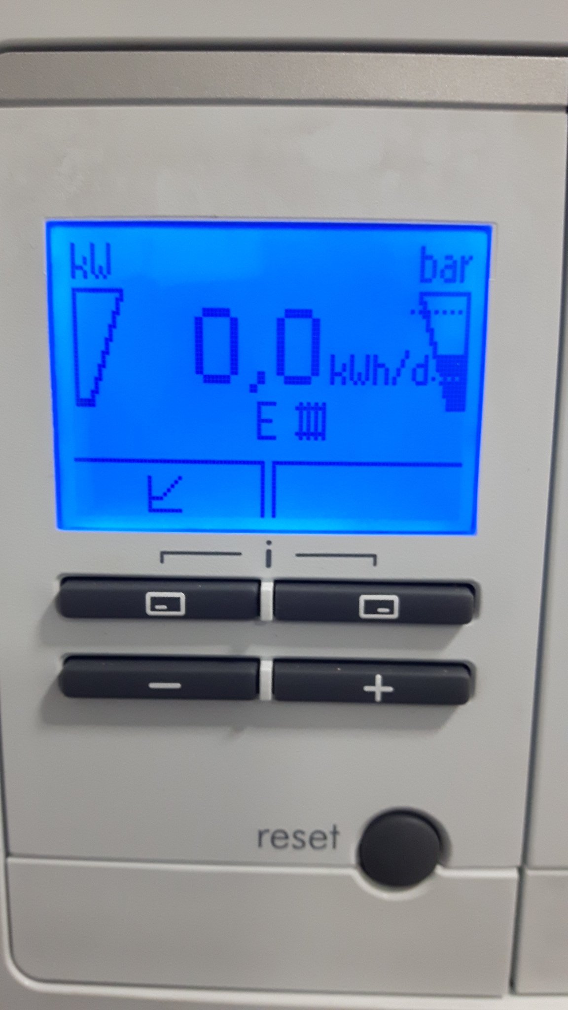 vaillant-arotherm-plus-vwl-35-55-75-610929-3.jpg