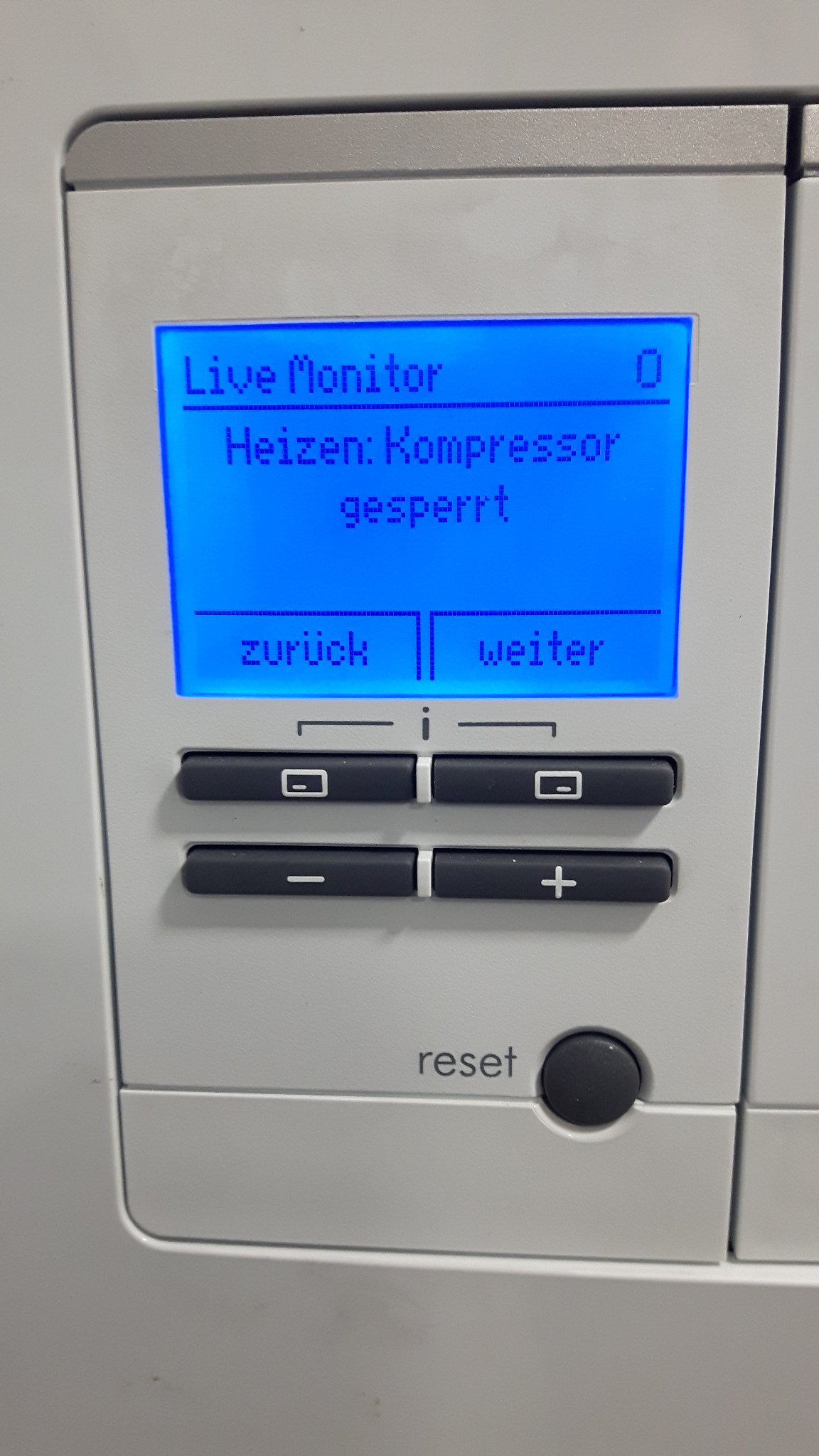 vaillant-arotherm-plus-vwl-35-55-75-611046-10.jpg