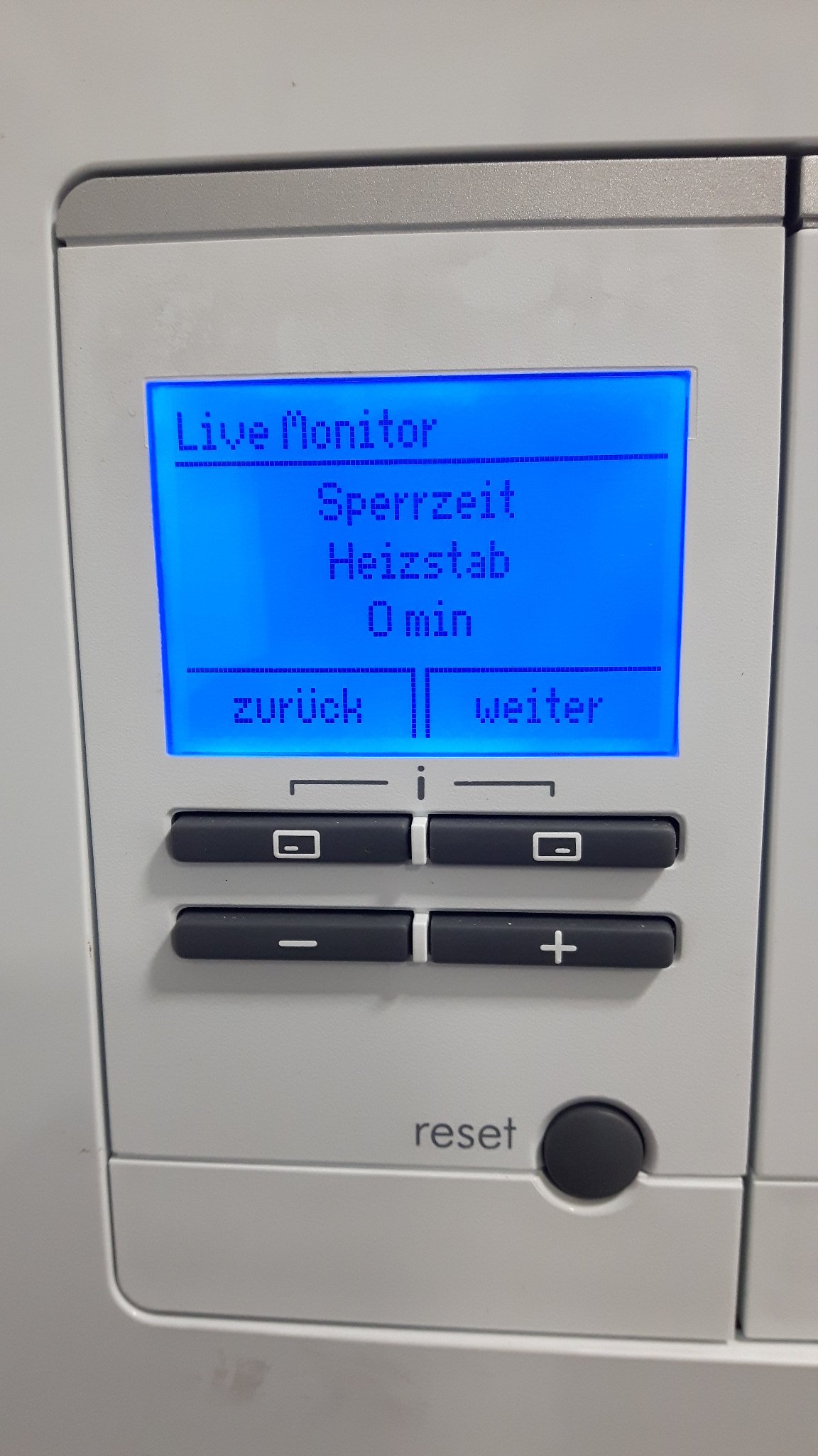 vaillant-arotherm-plus-vwl-35-55-75-611046-2.jpg