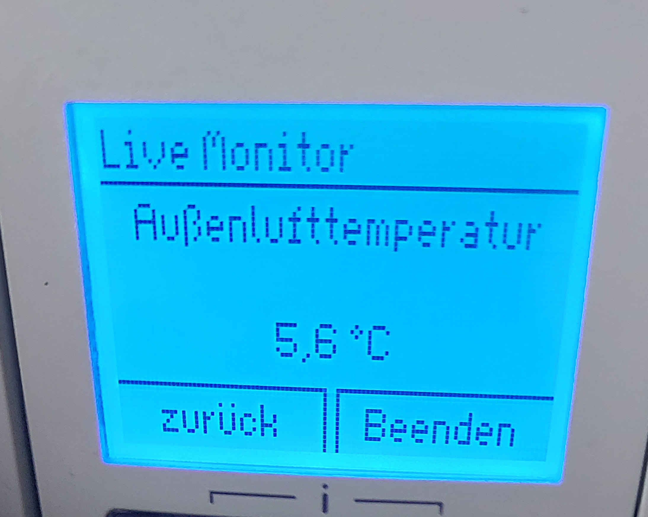 vaillant-arotherm-plus-vwl-35-55-75-611059-2.jpg