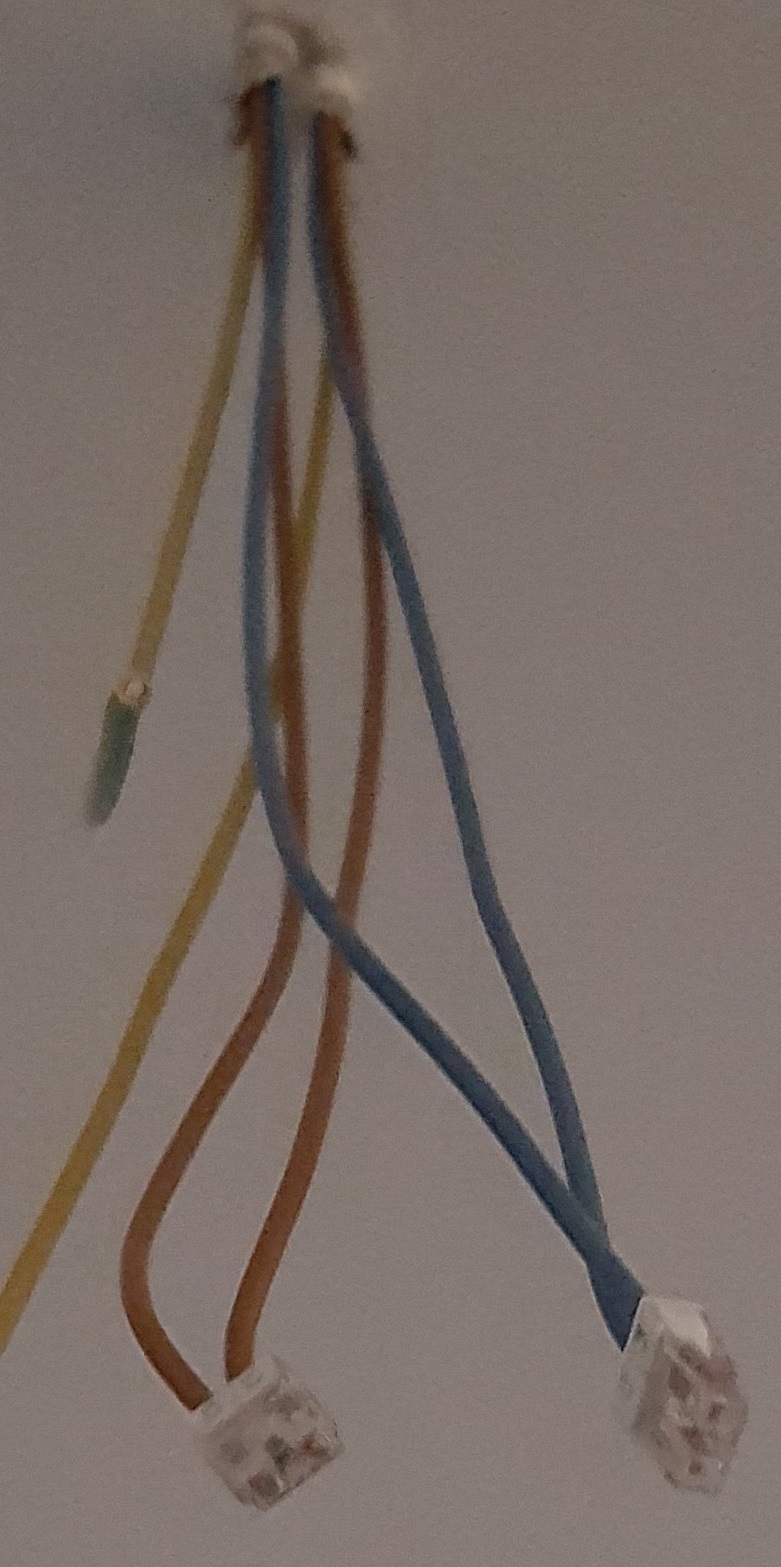 viele-bunte-kabel-fuer-lampenanschluss-wie-lampe-anschliessen-235762-1.jpg