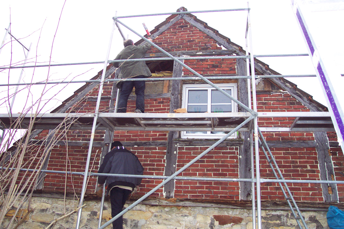 vorgehaengte-hinterlueftete-fassade-anstatt-wdvs-480492-1.png